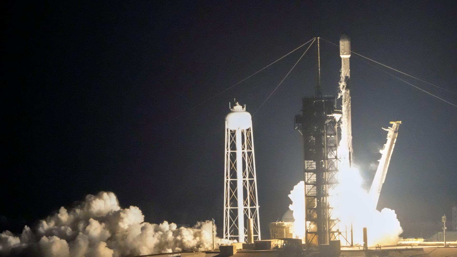 SpaceX-Start - Mondsonde «Athena»