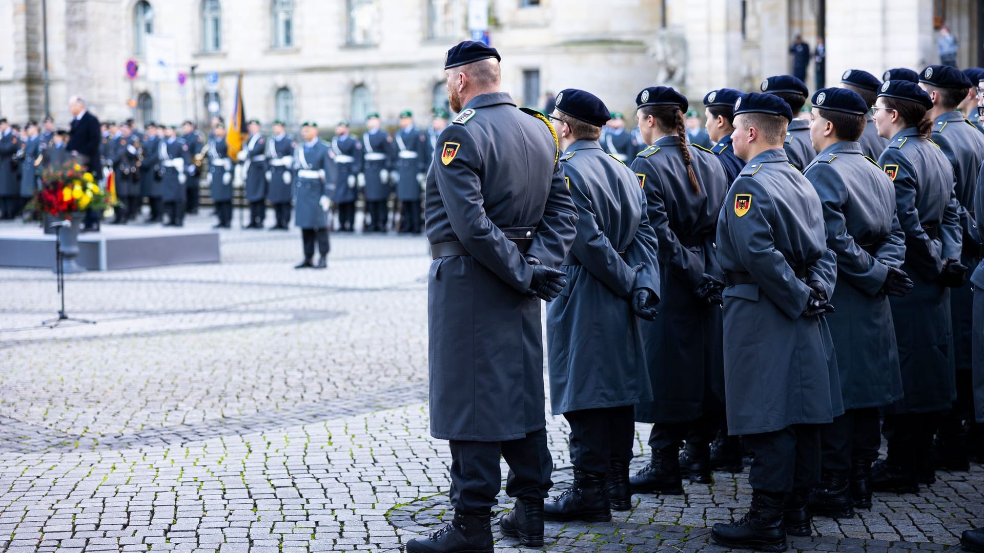 Feierliches Gelöbnis zum 69. Gründungstag der Bundeswehr