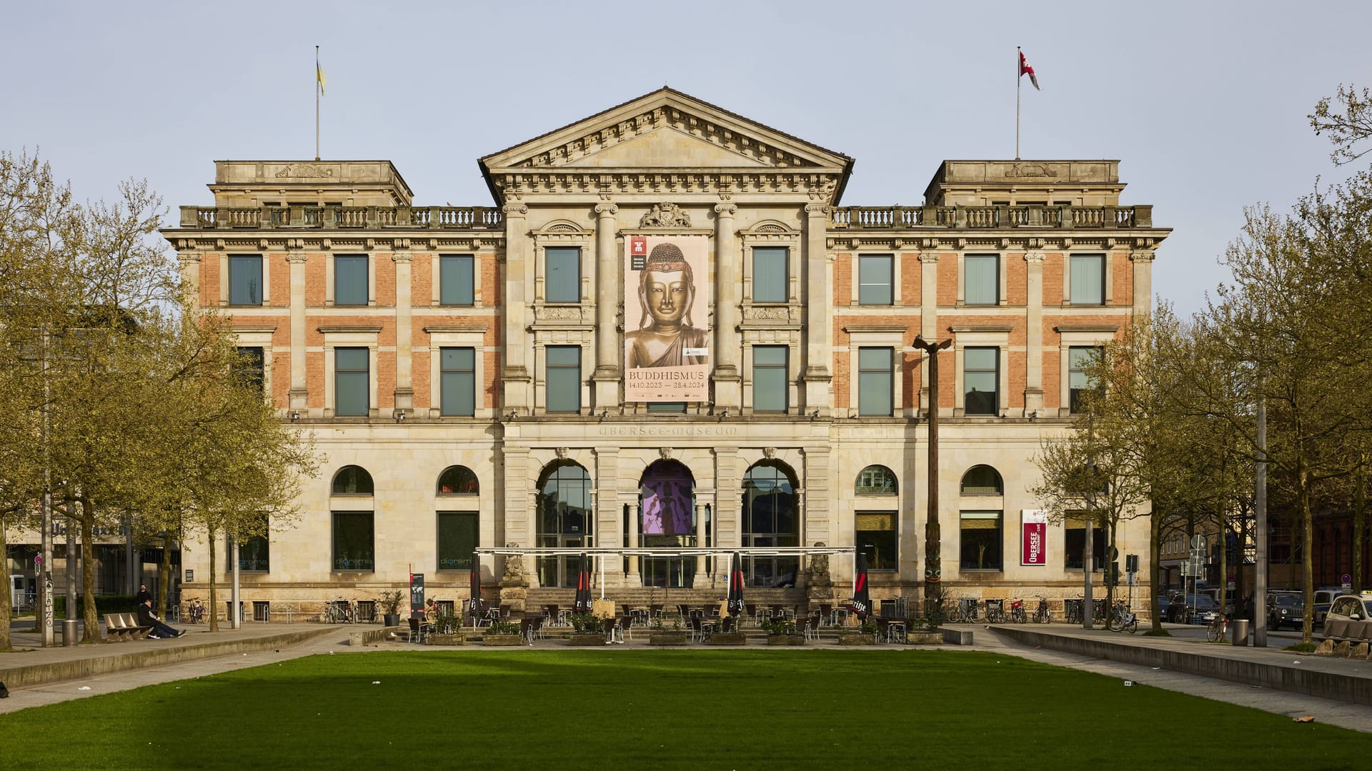 Das Übersee-Museum in Bremen: Die Direktorin nimmt auch mal andere Aufgaben wahr.