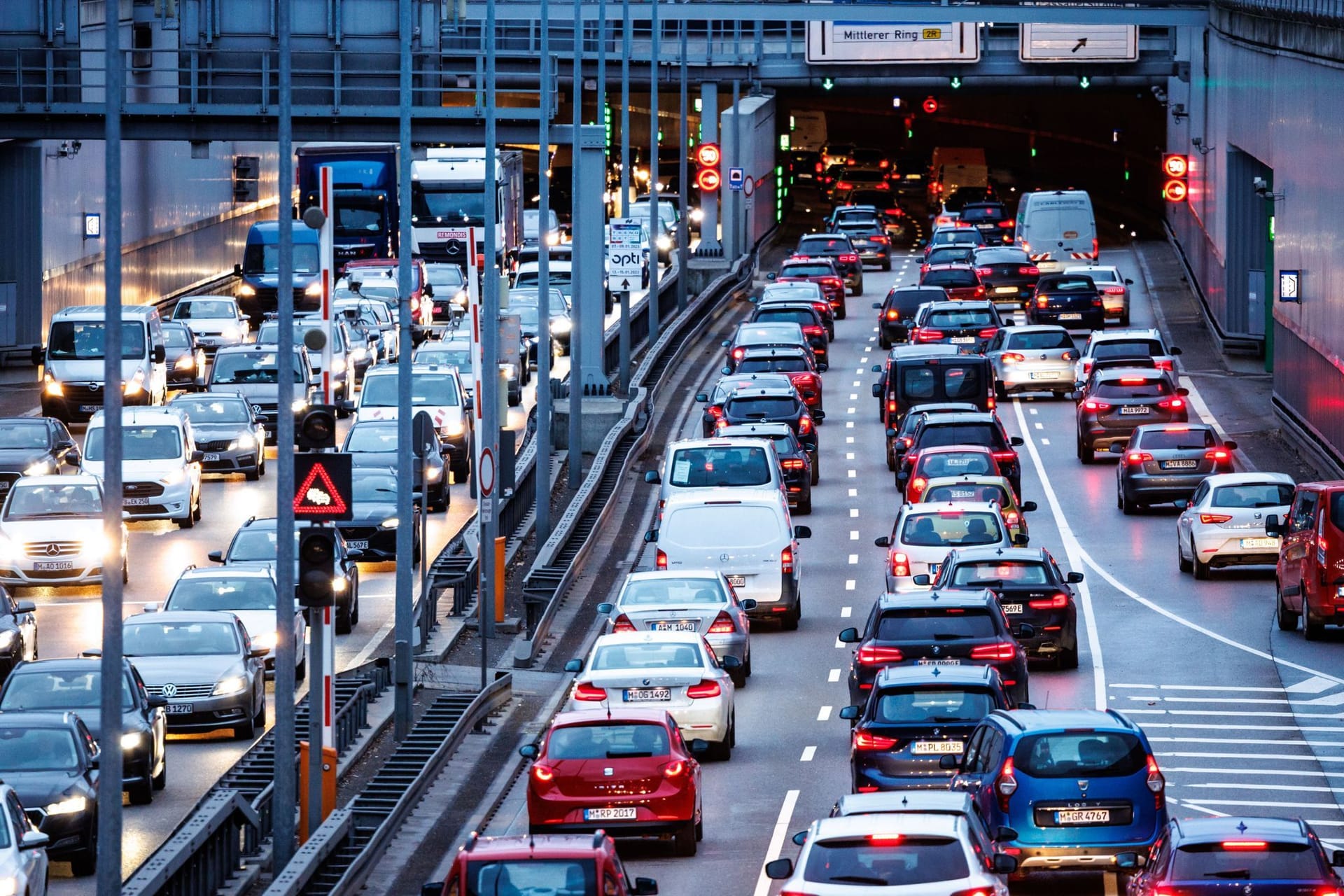 Verkehr und Abgase sind eine Belastung für die Luftqualität.