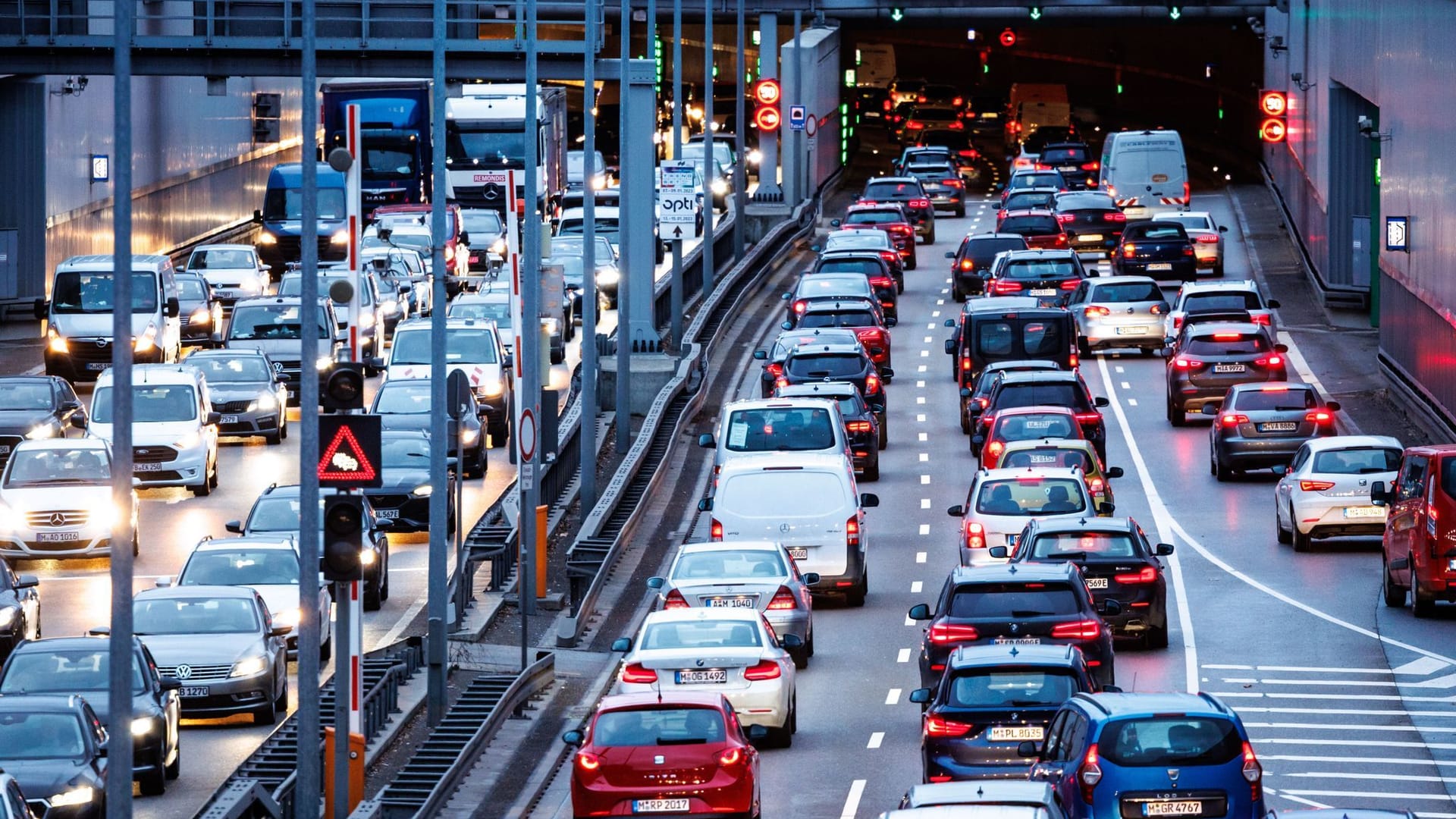 Verkehr und Abgase sind eine Belastung für die Luftqualität.