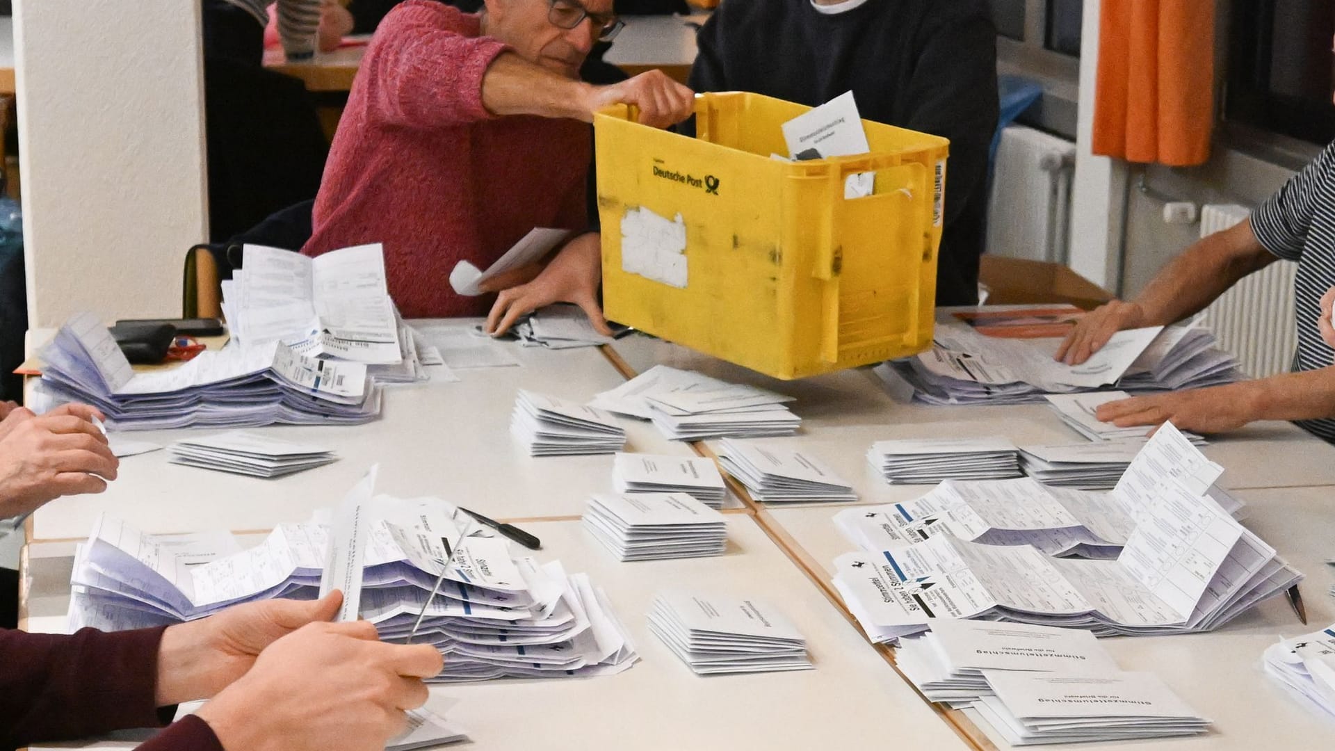 Bundestagswahl - Auszählung Briefwahl