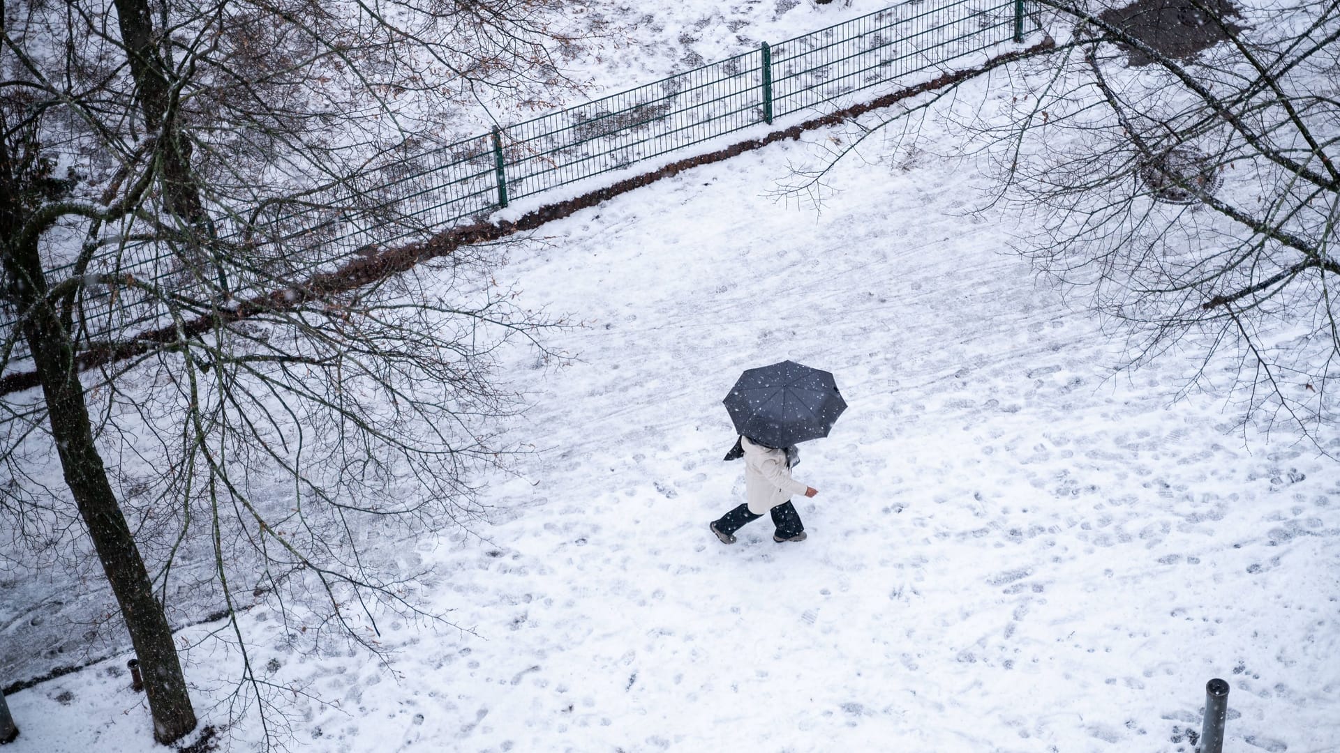 Schnee in Berlin: Im Osten Deutschlands fallen die Temperaturen auf bis zu minus 15 Grad.