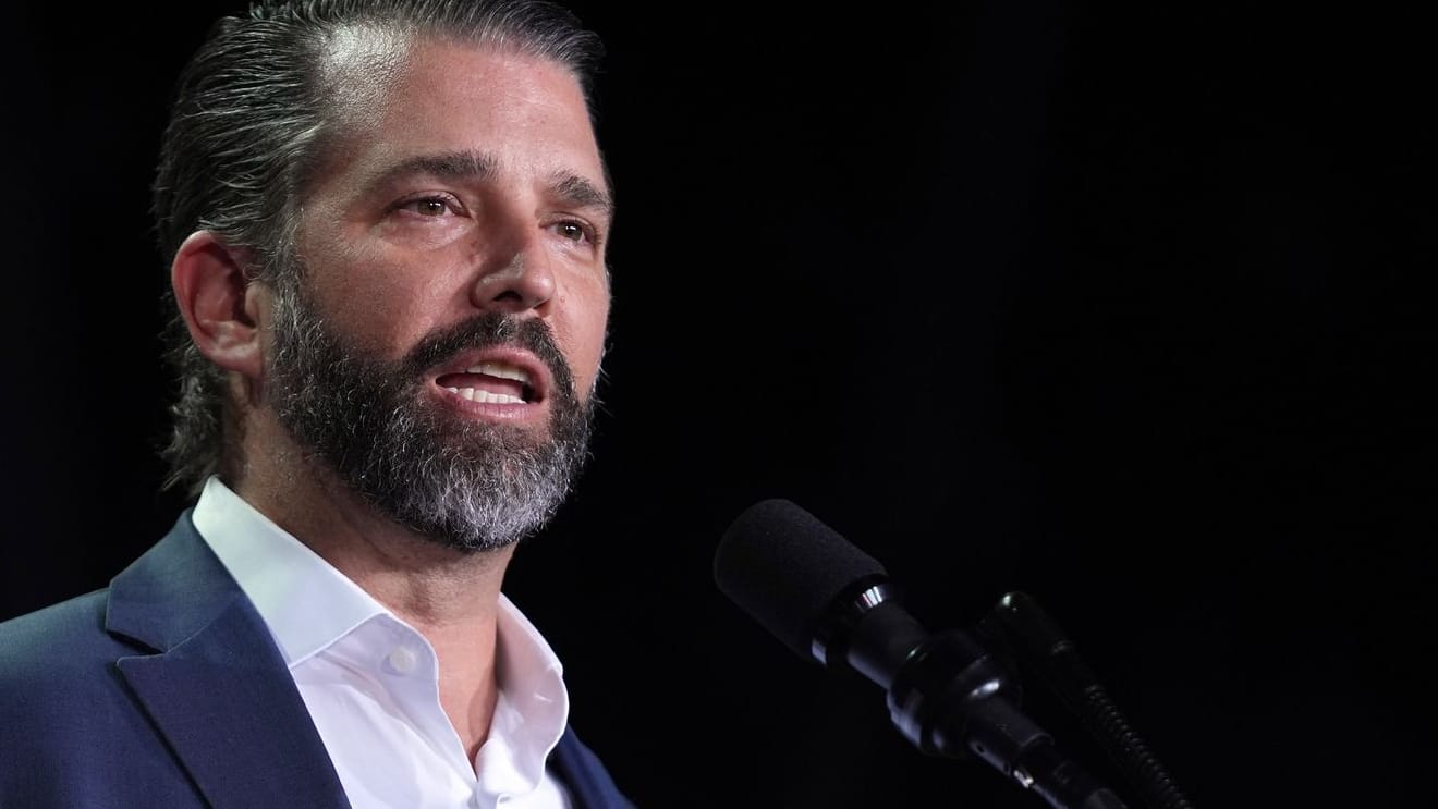 Donald Trump Jr. spricht bei einer Wahlkampfveranstaltung seines Vaters (Archivbild).