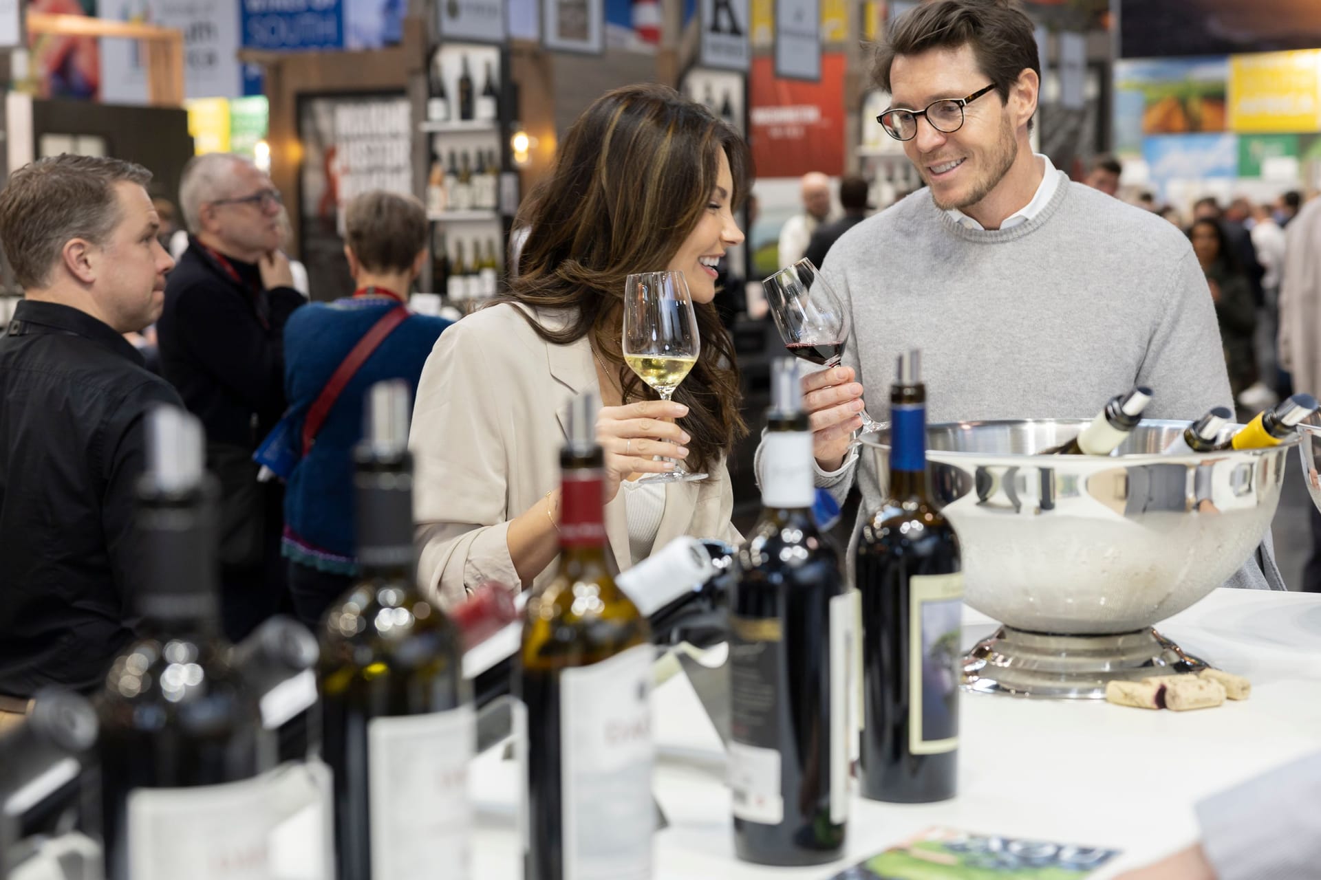 Zum Wohl: Die ProWein in Düsseldorf ist die international führende Fachmesse für Weine und Spirituosen (Archivbild).