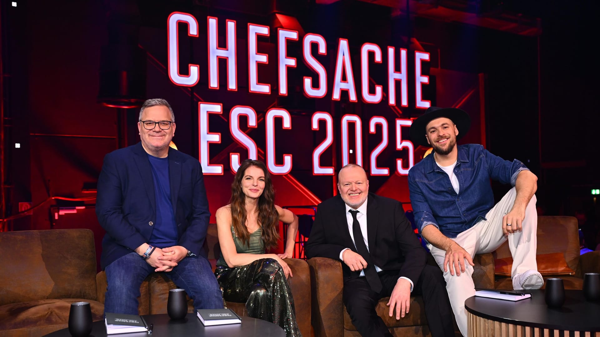 Elton (l.), Yvonne Catterfeld, Stefan Raab und Max Mutzke: Sie waren am Freitag bei "Chefsache ESC 2025 - Wer singt für Deutschland?" zu sehen.