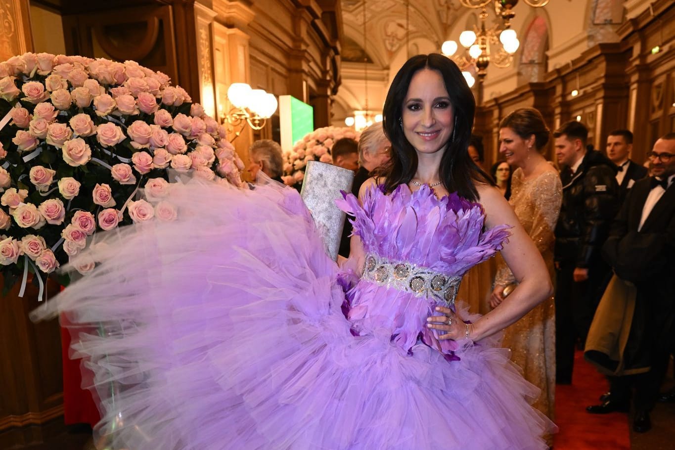 Stephanie Stumph hat beim Semperopernball drei Outfits getragen: Eines davon das historische Kleid aus dem Jahr 1925.