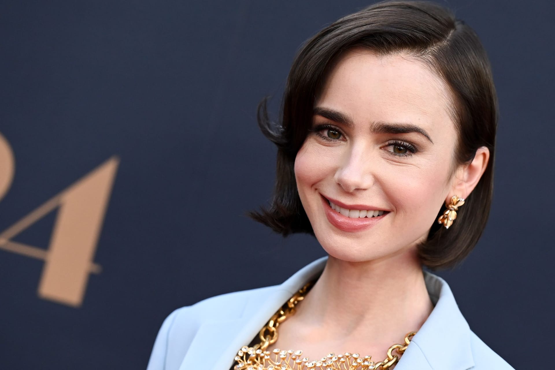 Lily Collins: Die Schauspielerin hat Nachwuchs bekommen.