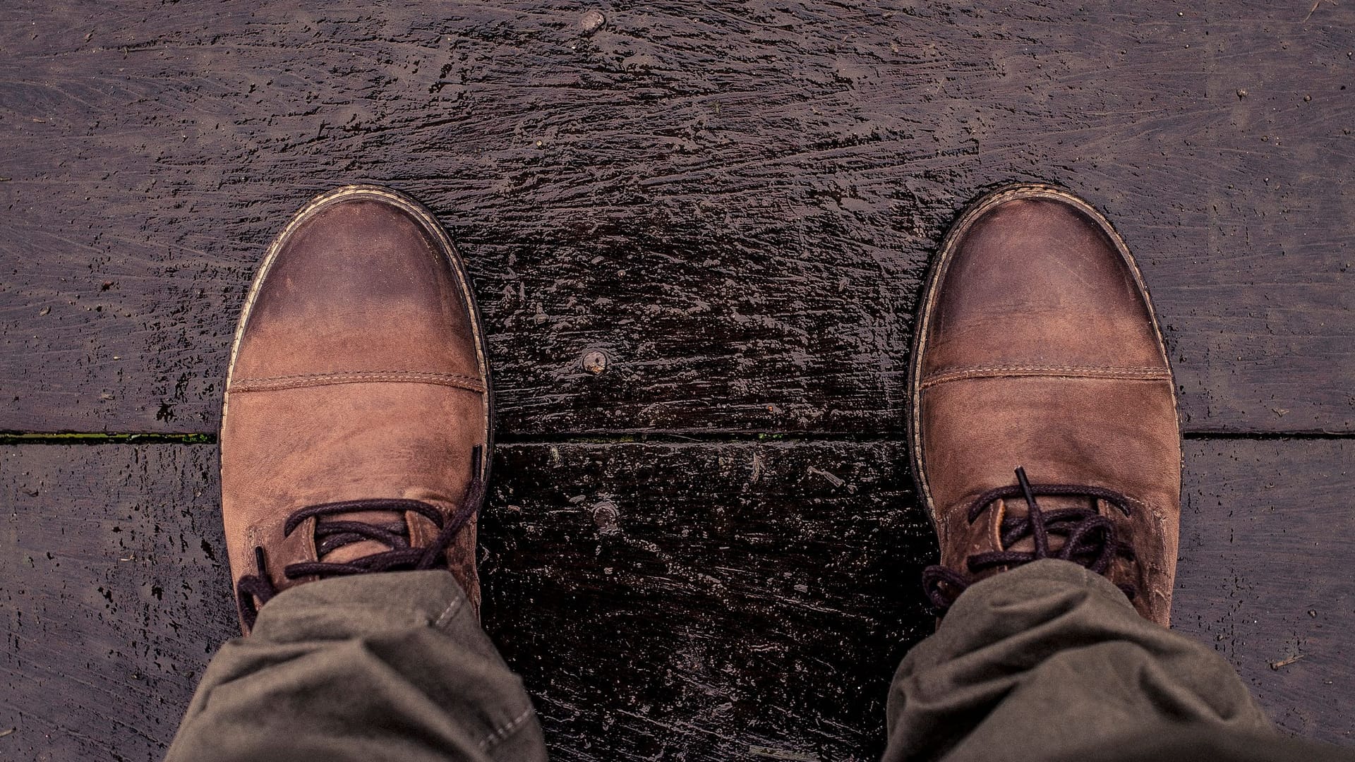 Lederschuhe: Sie brauchen besonders viel Pflege.