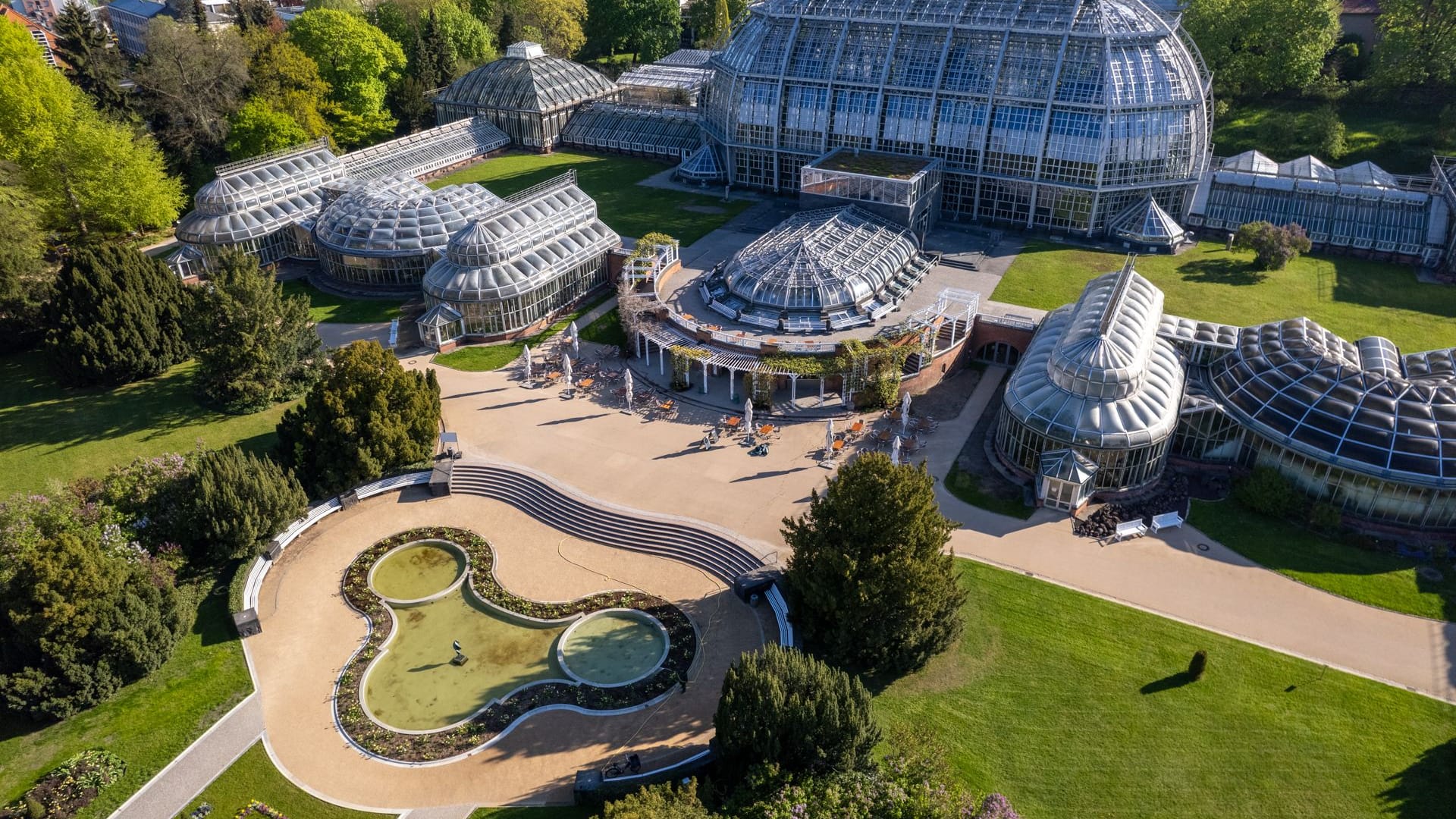 Der Botanische Garten aus Vogelperspektive: Nach 15 Jahren ohne eine Erhöhung mussten nun die Preise angezogen werden.