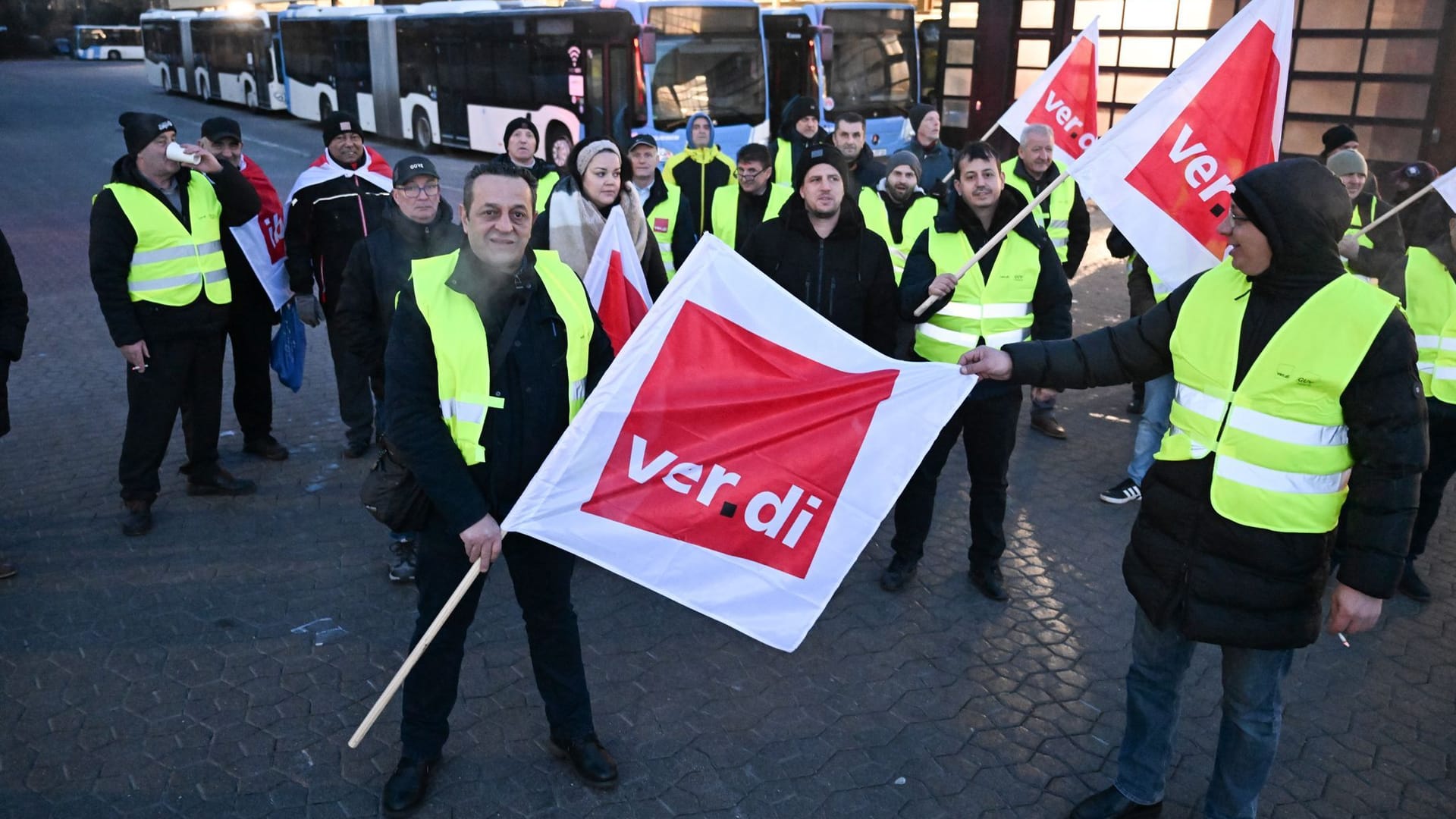 Fortsetzung Warnstreiks privates Omnibusgewerbe