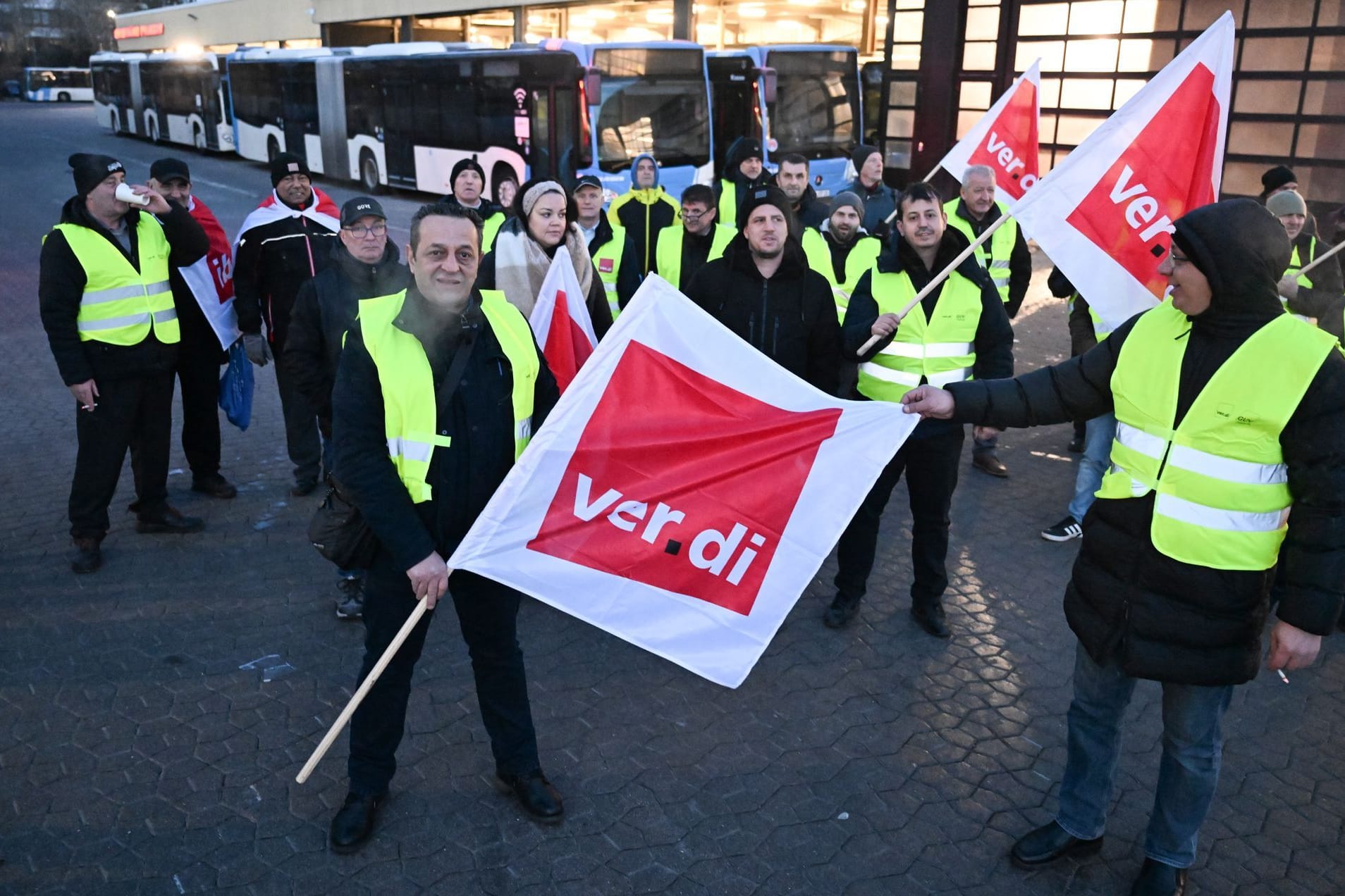 Fortsetzung Warnstreiks privates Omnibusgewerbe