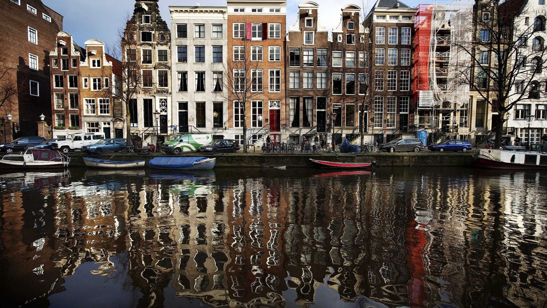 Amsterdam führt Umweltzone für Boote auf Grachten ein