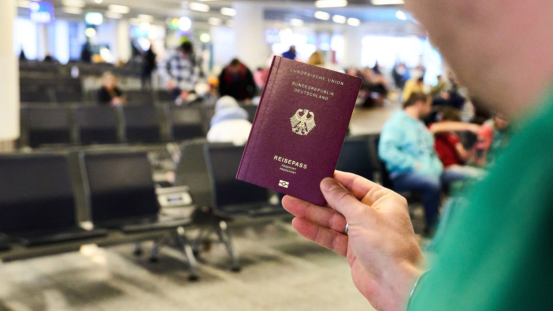 Einreise in die USA: Der Reisepass und eine Reisegenehmigung über Esta sind notwendig.