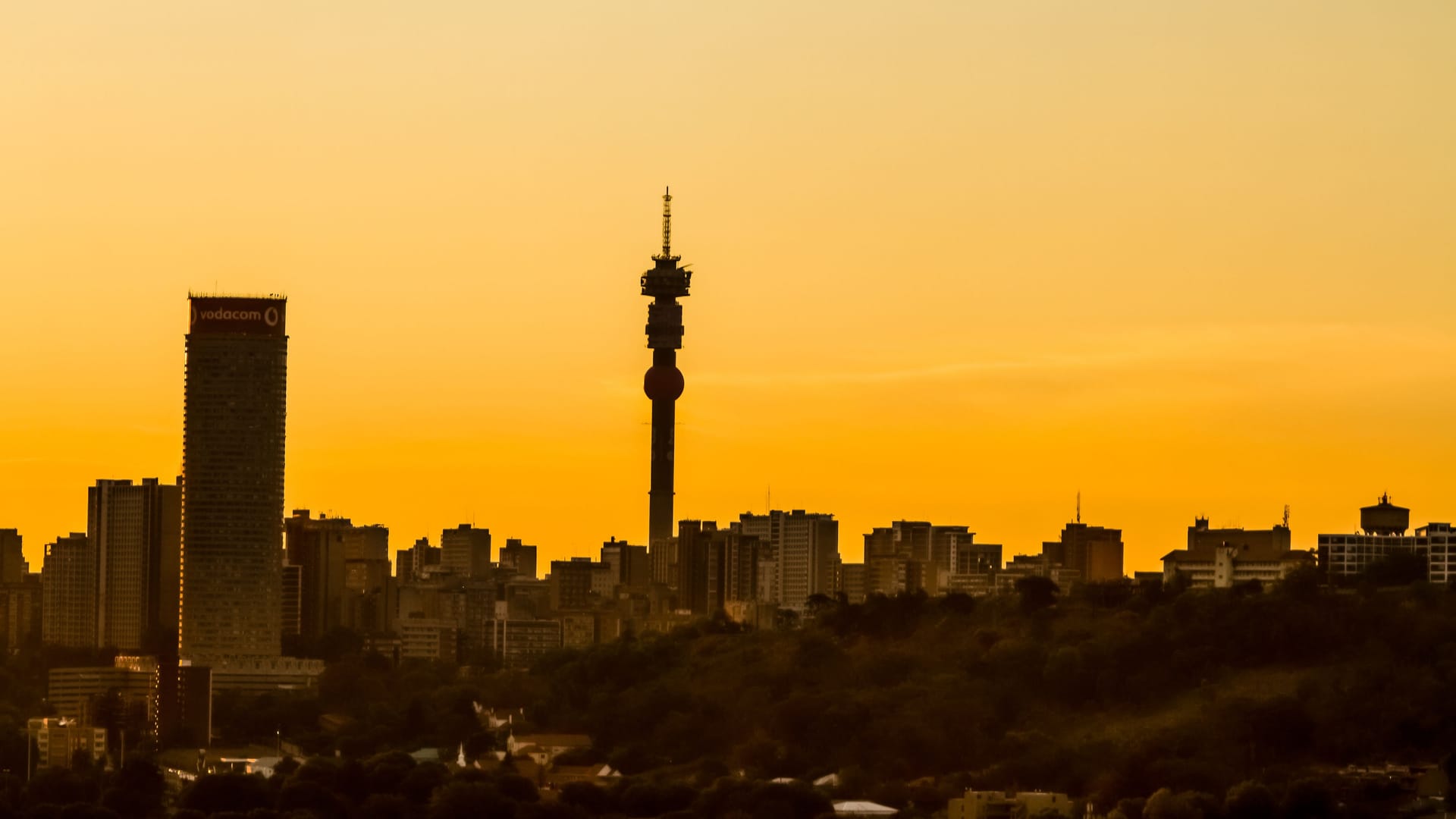 Von der reichsten Quadratmeile Afrikas bis zu sechs Millionen Bäumen – Johannesburg steckt voller Gegensätze.