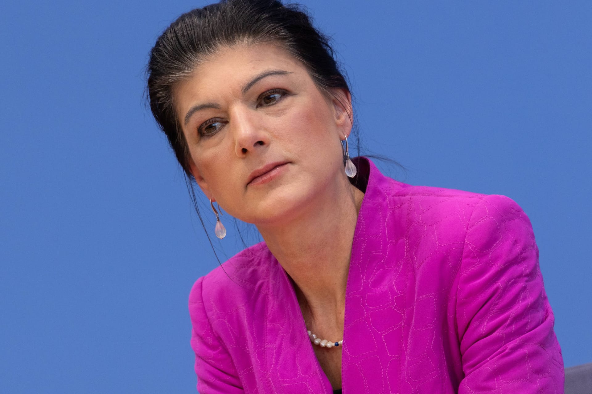 Haltung bewahren: Sahra Wagenknecht am Tag nach der Wahl in der Bundespressekonferenz.