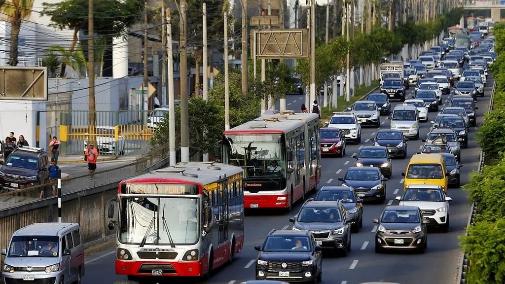 Verkehrsstau in Perus Hauptstadt Lima.