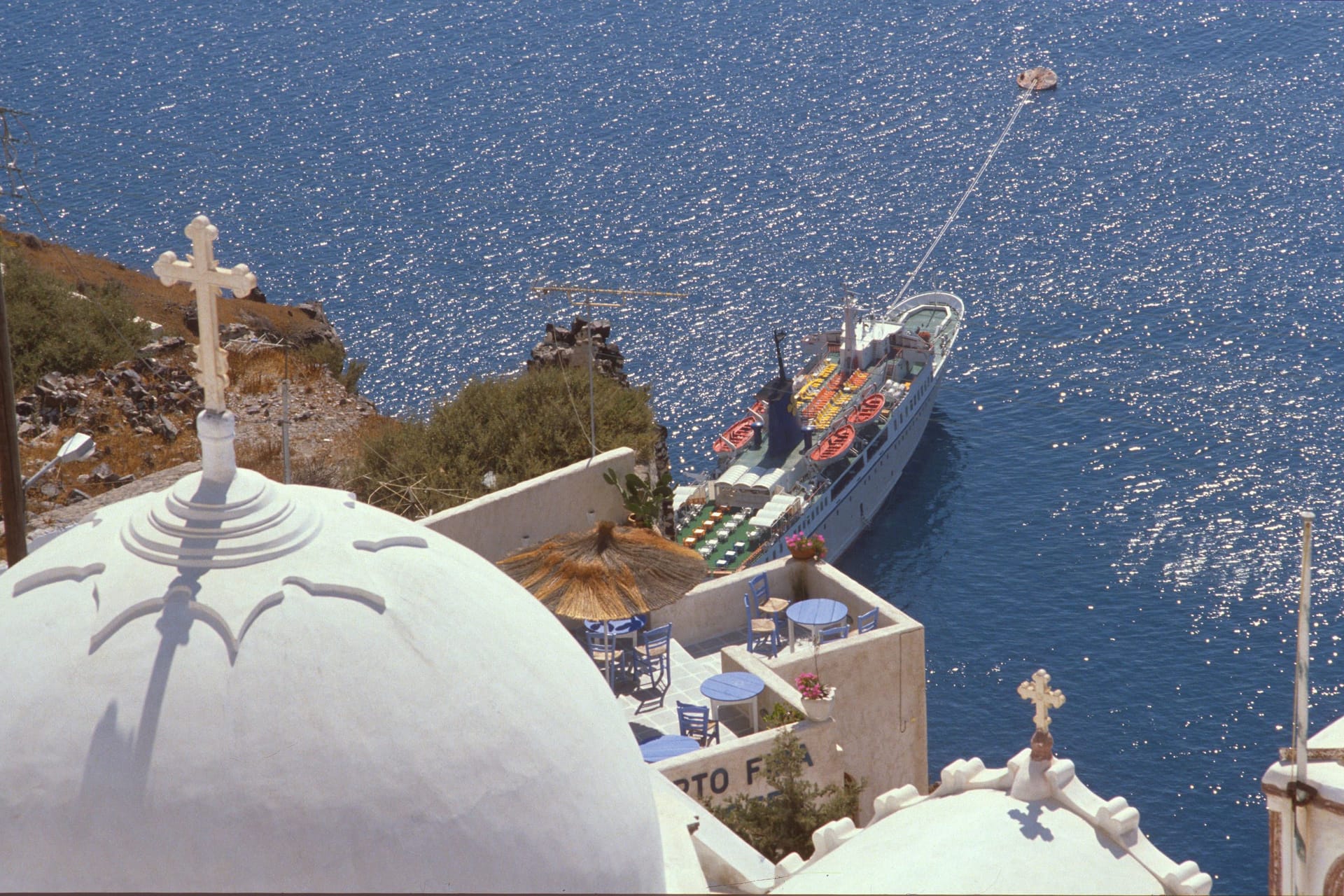 Immer mehr Menschen kehren nach Santorini zurück: Sie sorgen sich um ihr Geschäft mit den Touristen.