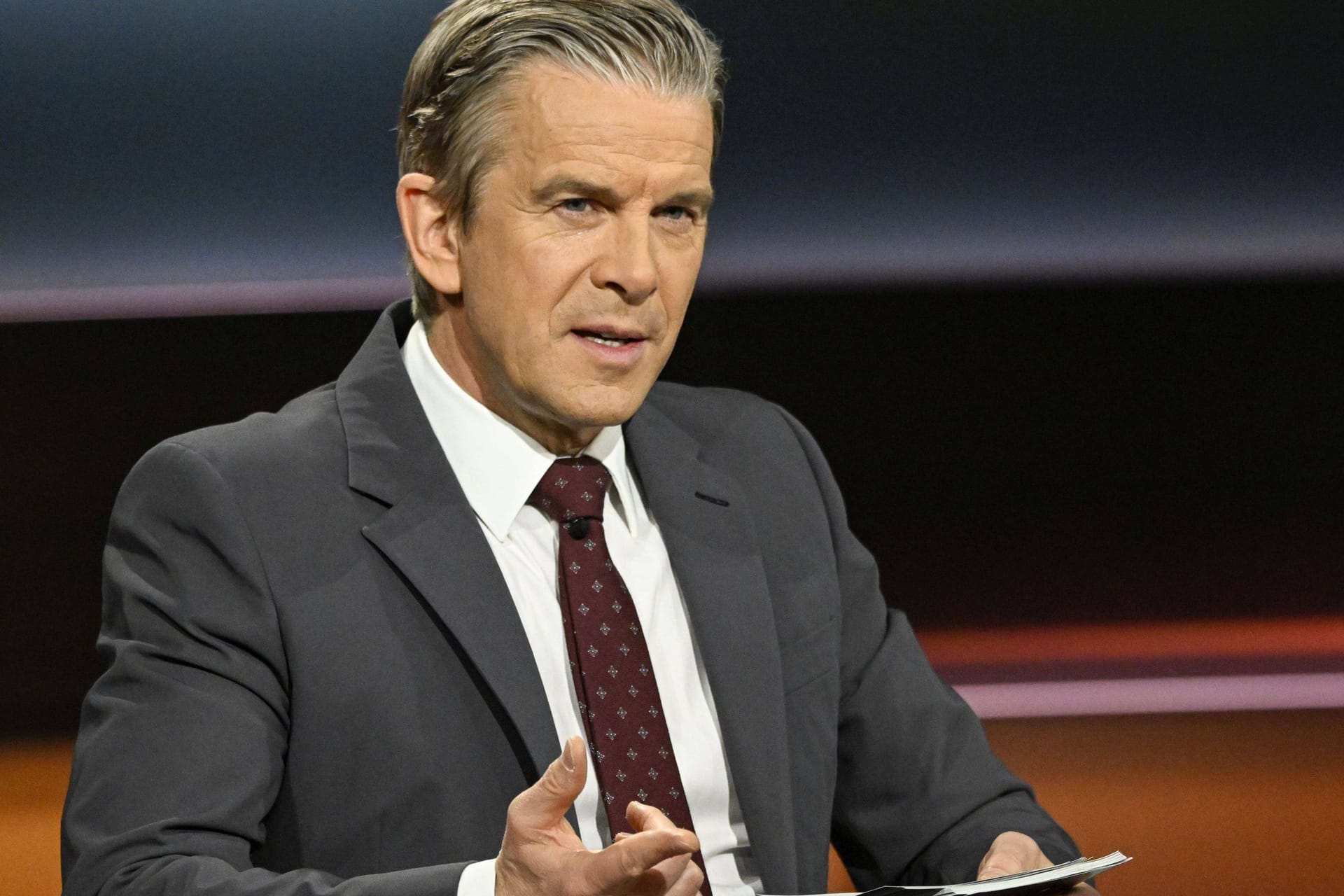 Markus Lanz: Er moderiert seit 2009 regelmäßig seine gleichnamige Talkshow im ZDF.