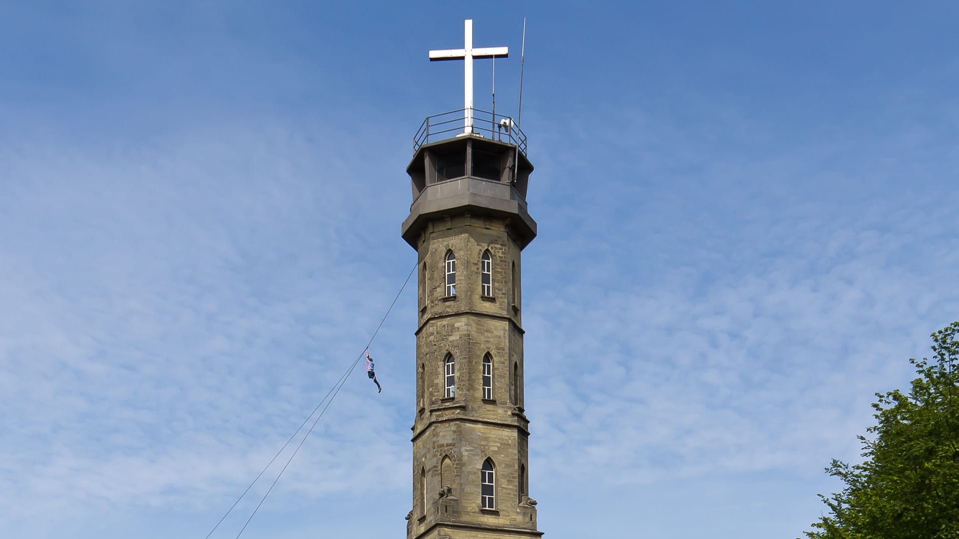 Der Wilhelmina-Turm in Valkenburg: So sah das Denkmal vor dem Einsturz aus.