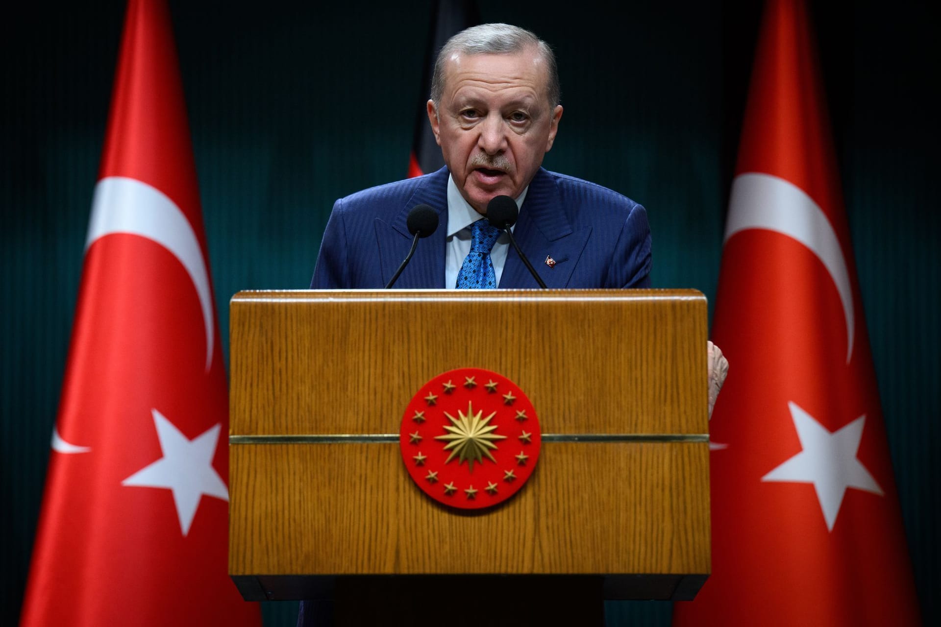 Präsident Erdoğan verwandelt die Türkei in ein absolutistisches System.