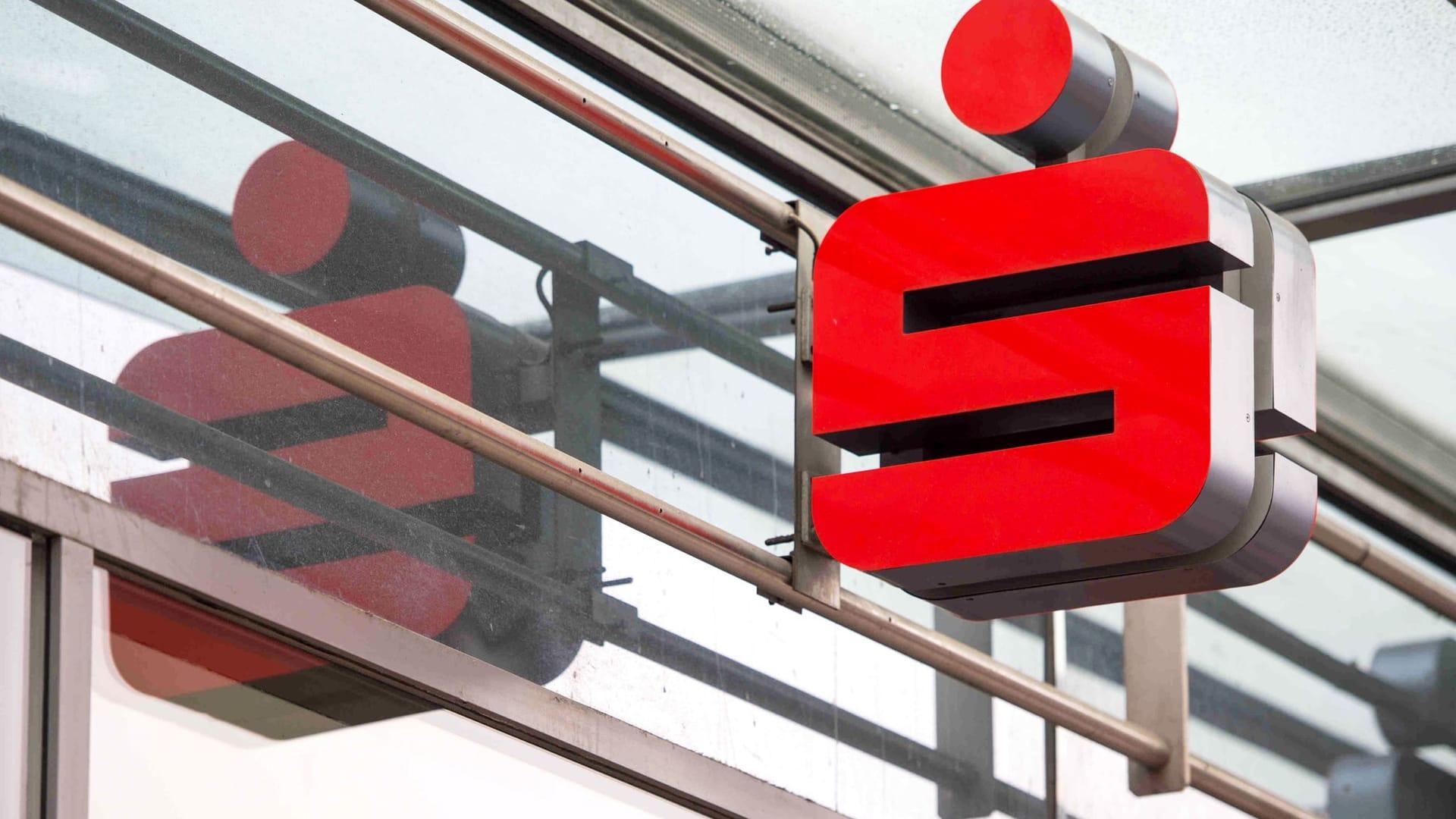 Sparkassenverband DSGV zieht Bilanz Sparkassenverband DSGV zieht Bilanz