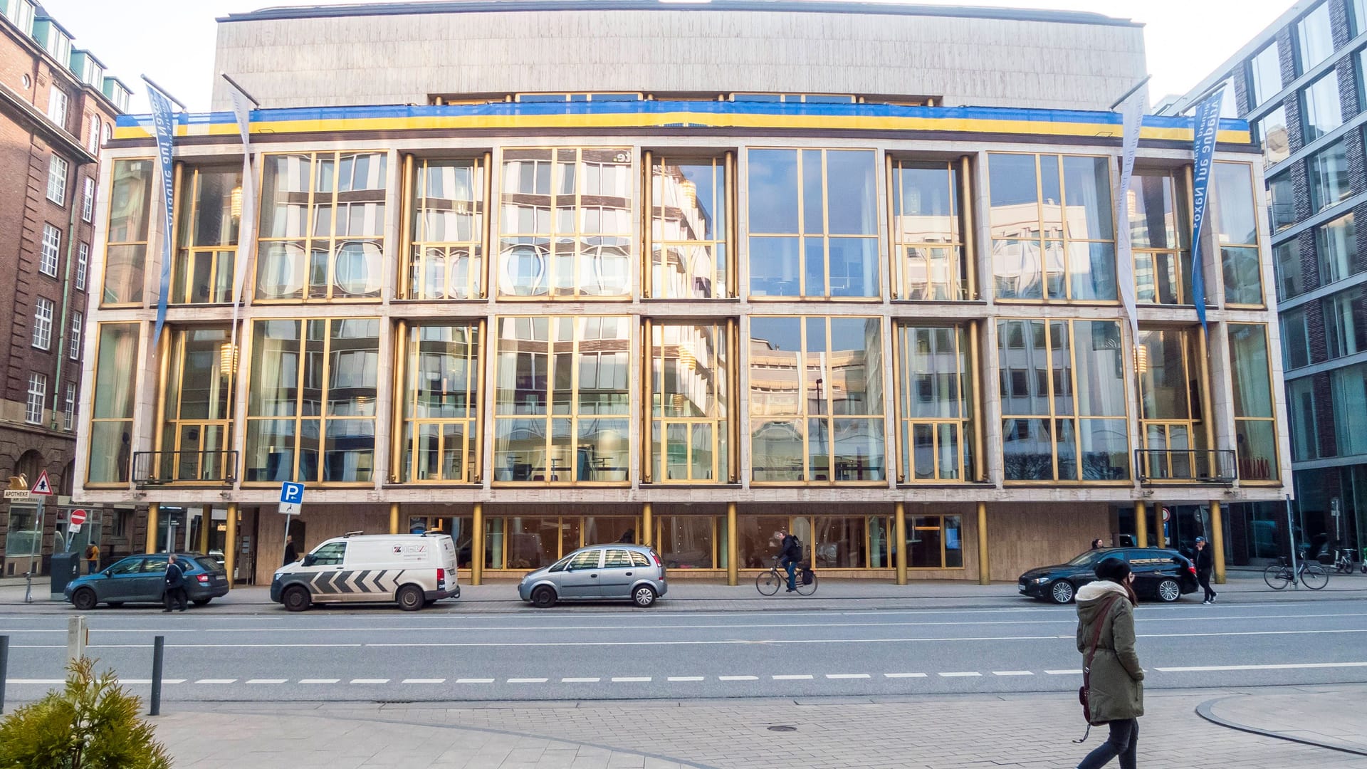 Die Hamburgische Staatsoper: Die Entscheidung ist notwendig, um die Premiere eines anderes Stücks sicherzustellen.