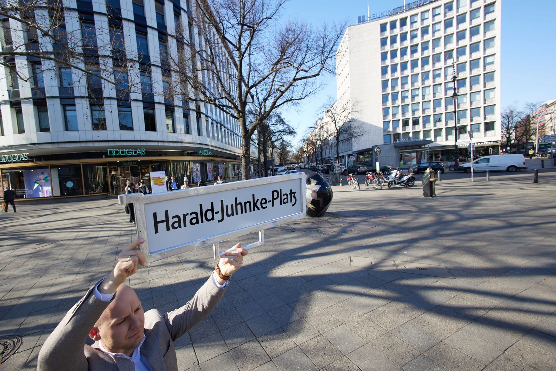 Bekommt Berlin einen Harald-Juhnke-Platz?