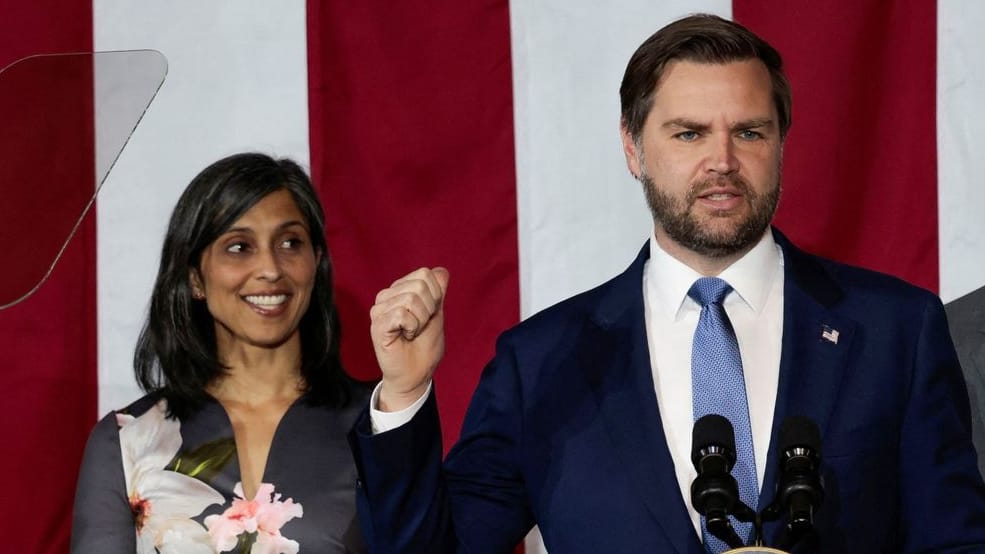 J. D. Vance mit seiner Frau Usha: Die beiden werden nach Grönland reisen.