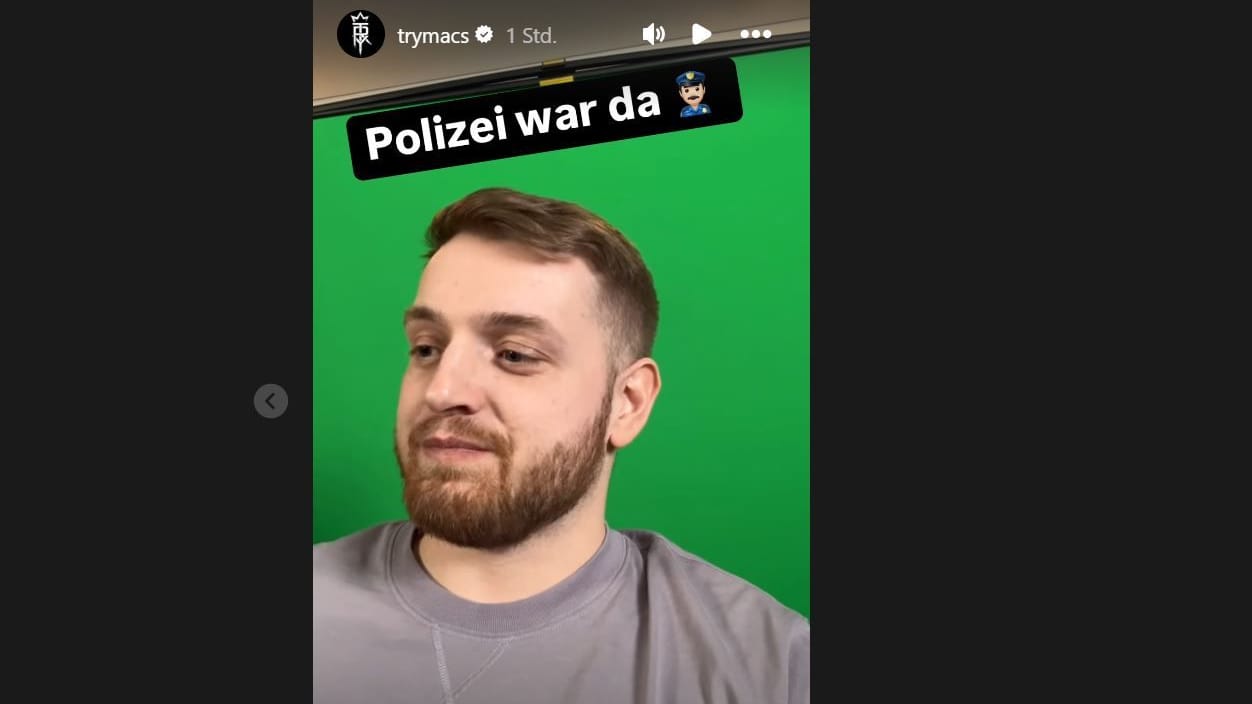 Bei Instagram verkündet der Streamer, dass die Polizei bei ihm war.