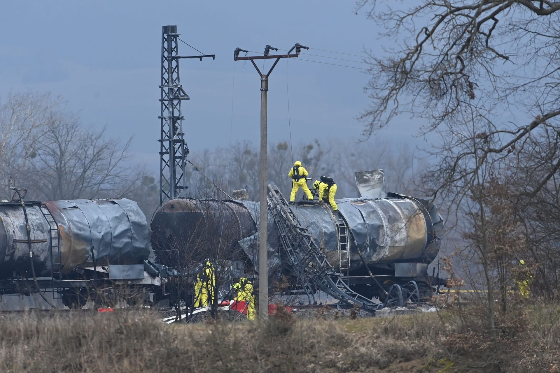 Güterzug mit giftigem Benzol in Tschechien in Brand geraten