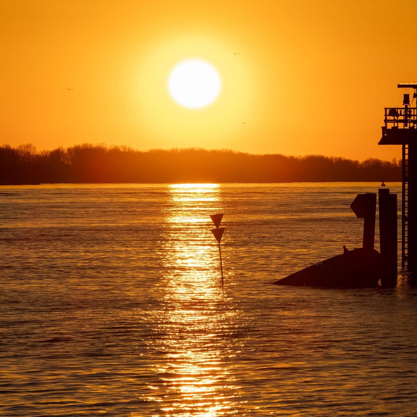Sonnenuntergang in Hamburg