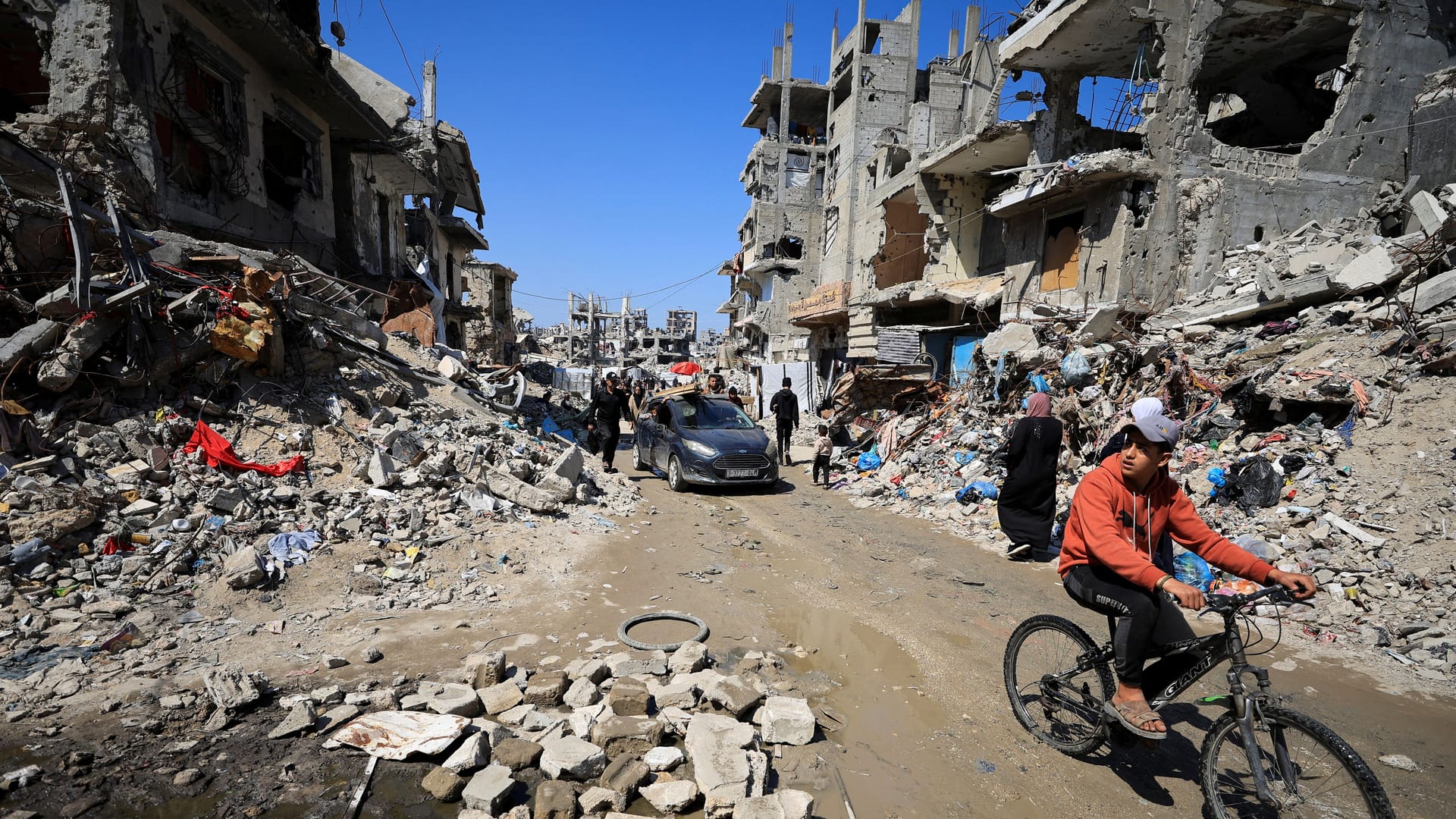Zerstörungen in Gaza: Autor Pankaj Mishra beklagt den Zerfall der internationalen Normen.