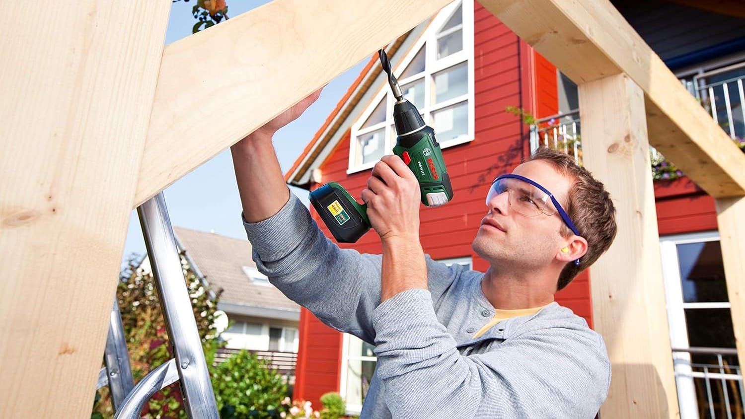 Allrounder für die Bohrmaschine: Mit diesem Bohrerset von Bosch sind Sie für vielseitige Anwendungsmöglichkeiten in Holz, Stein und Metall gewappnet.