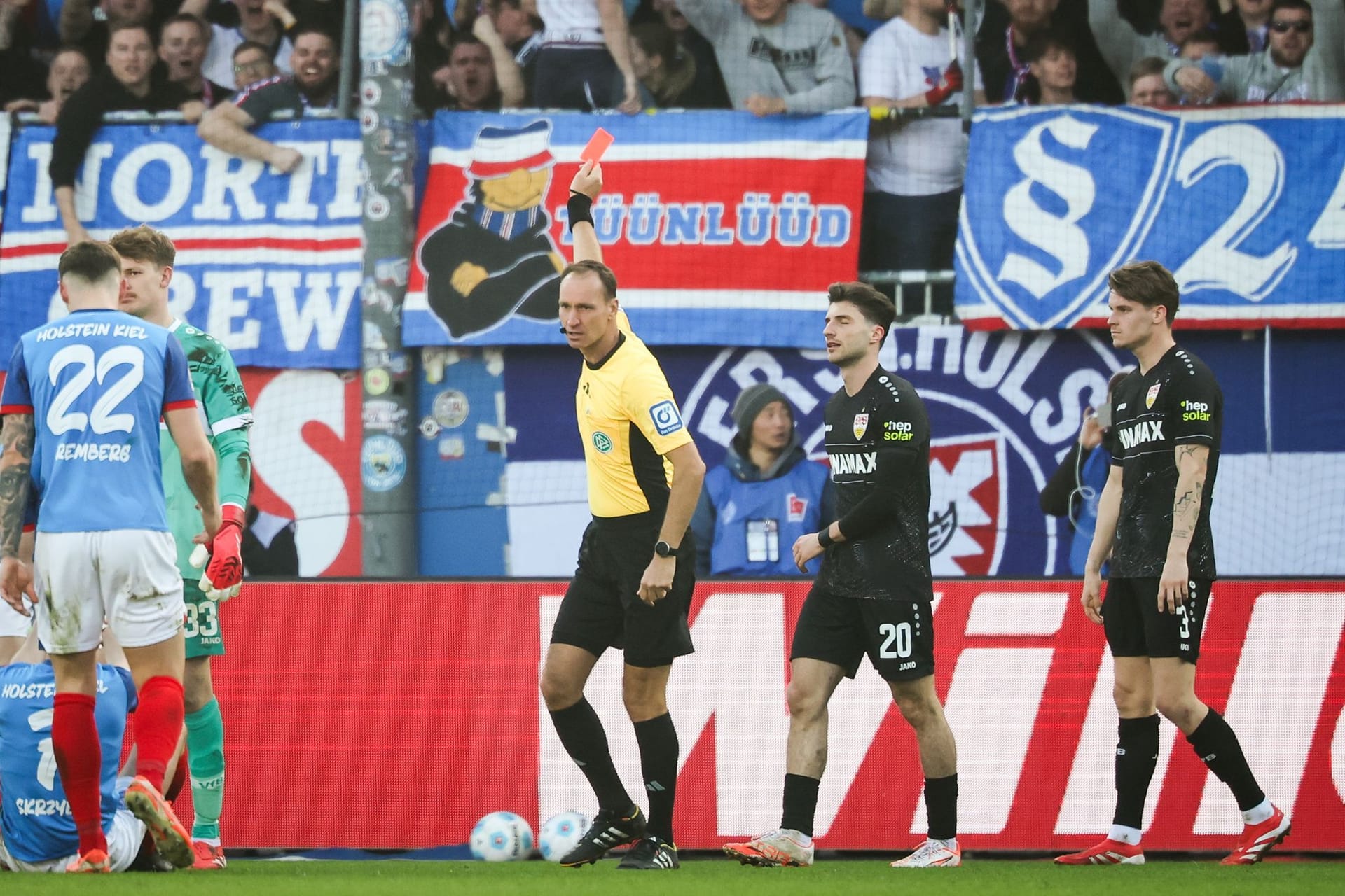 Holstein Kiel - VfB Stuttgart