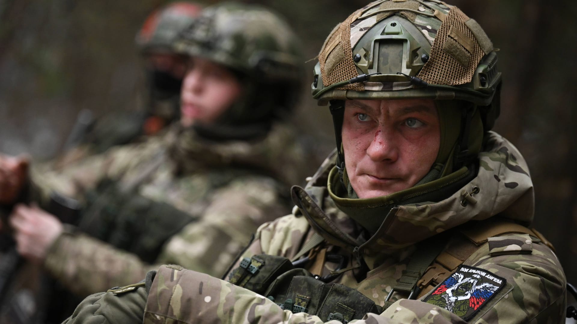 Ein russischer Soldat in der Region Kursk (Archivbild).