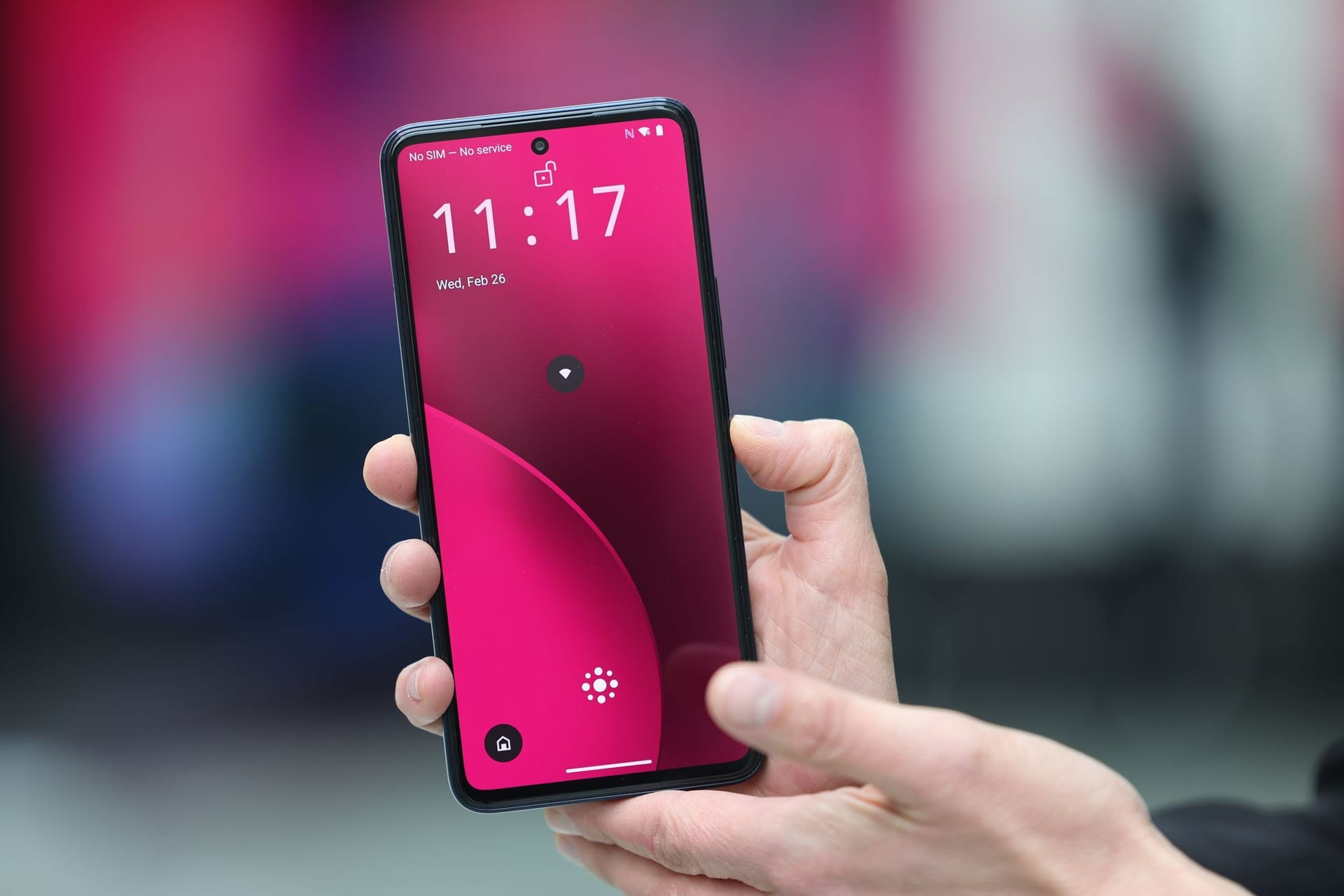 Telekom: Das neue KI-Phone der Deutschen Telekom hat keine sichtbaren Apps.