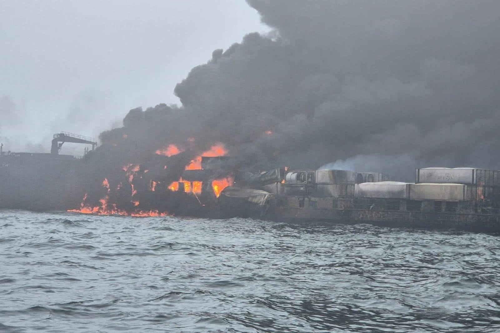 Brennender Öltanker in der Nordsee: Das Unglück passierte vor der britischen Küste.