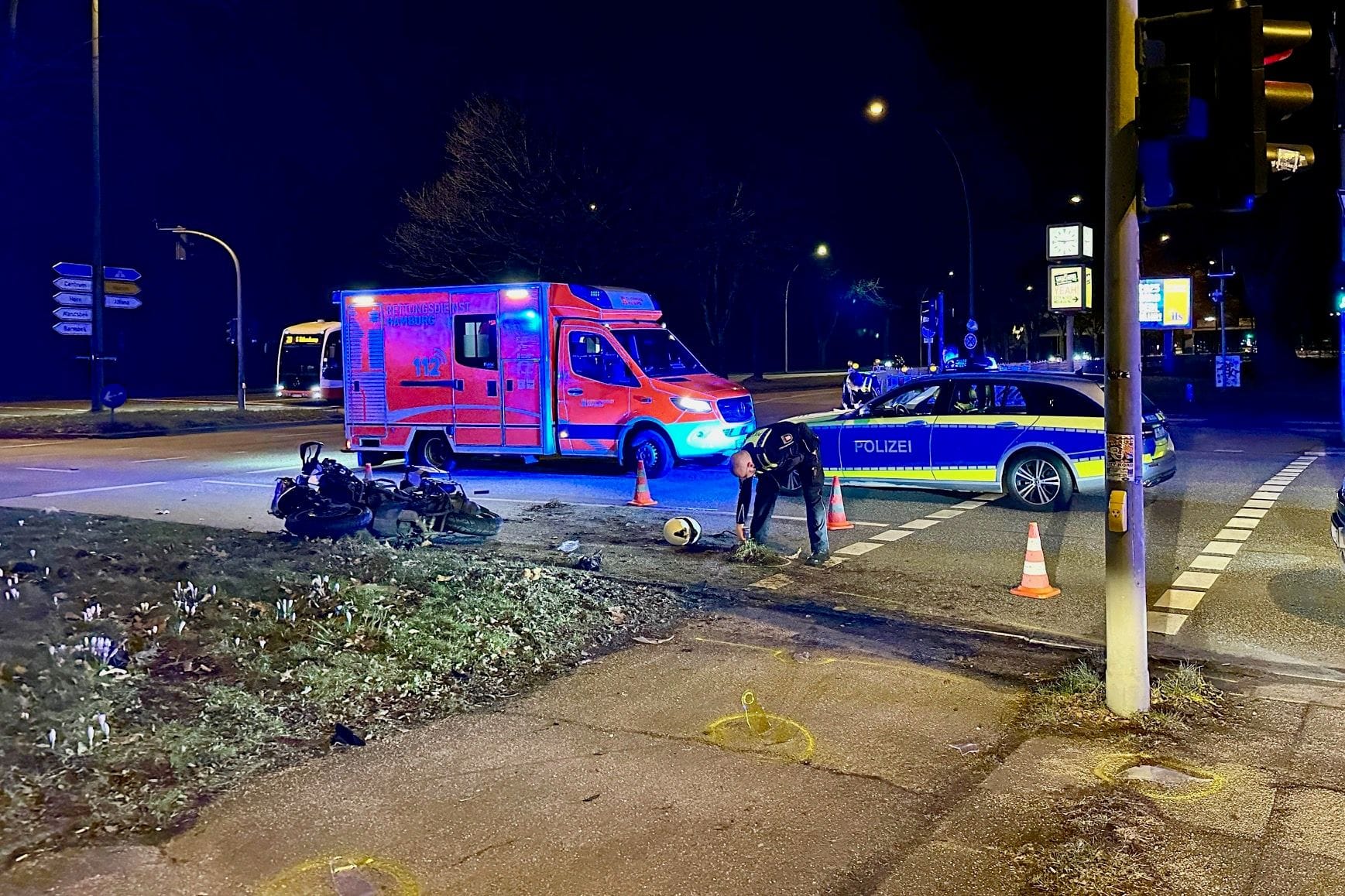 Tödlicher Unfall: In Winterhude kam ein Motorradfahrer ums Leben.