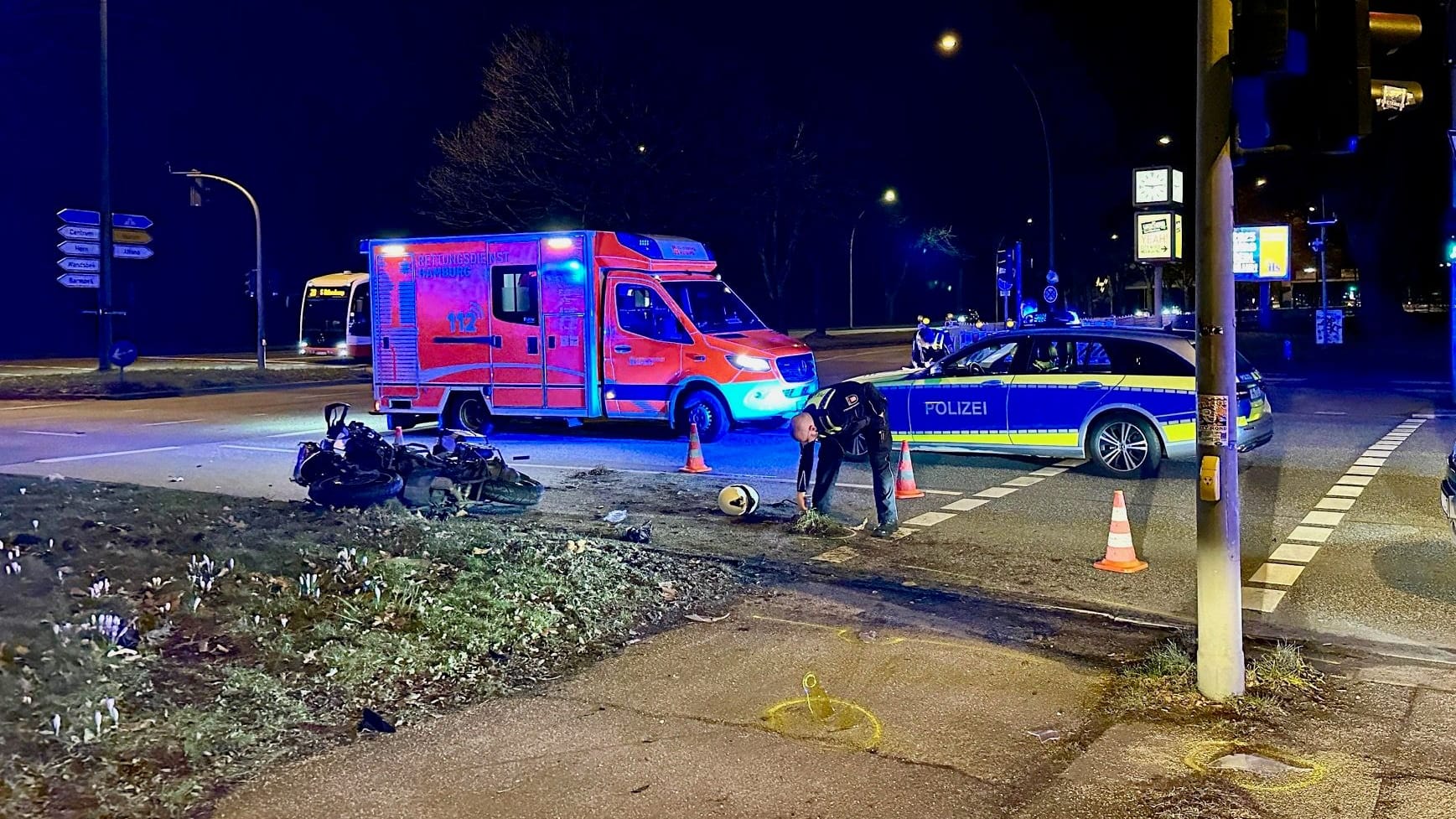 Tödlicher Unfall: In Winterhude kam ein Motorradfahrer ums Leben.