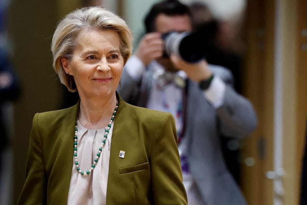 Ursula von der Leyen: Sie ist Präsidentin der EU-Kommission.