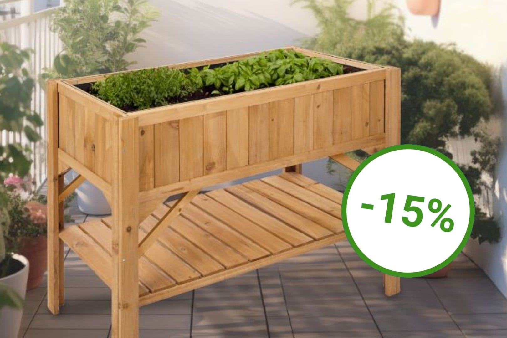 Bei Amazon ergattern Sie aktuell ein Hochbeet aus Holz mit Ablagefläche zum Sparpreis.