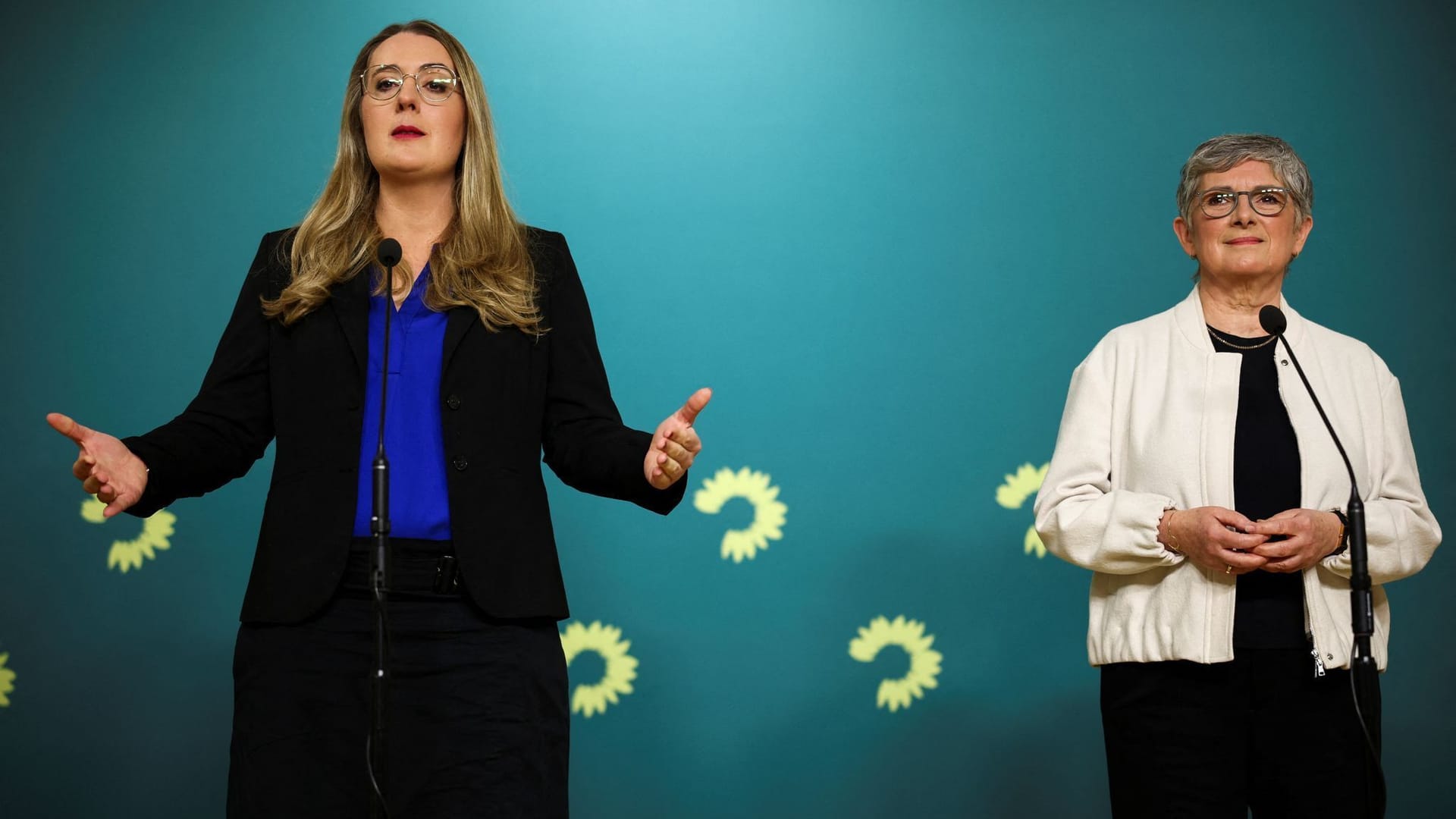 Die Grünen-Fraktionschefinnen Katharina Droege und Britta Hasselmann.