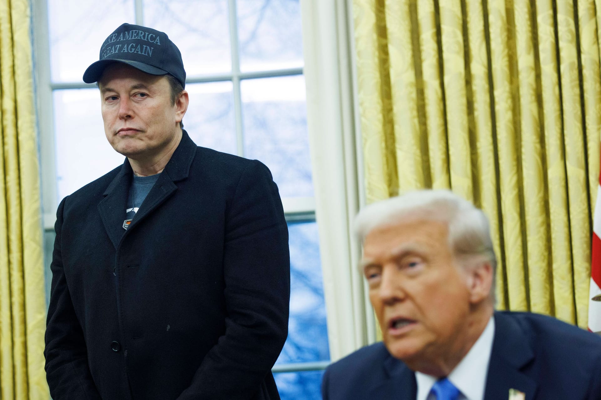 Donald Trump (r.) und Elon Musk im Weißen Haus.