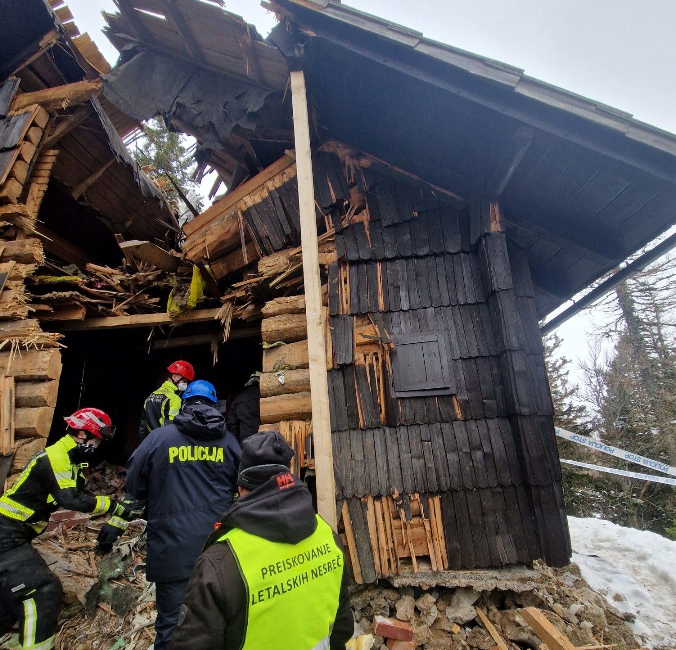 Das Flugzeug von Lundström ist in eine Berghütte in den slowenischen Alpen eingeschlagen.