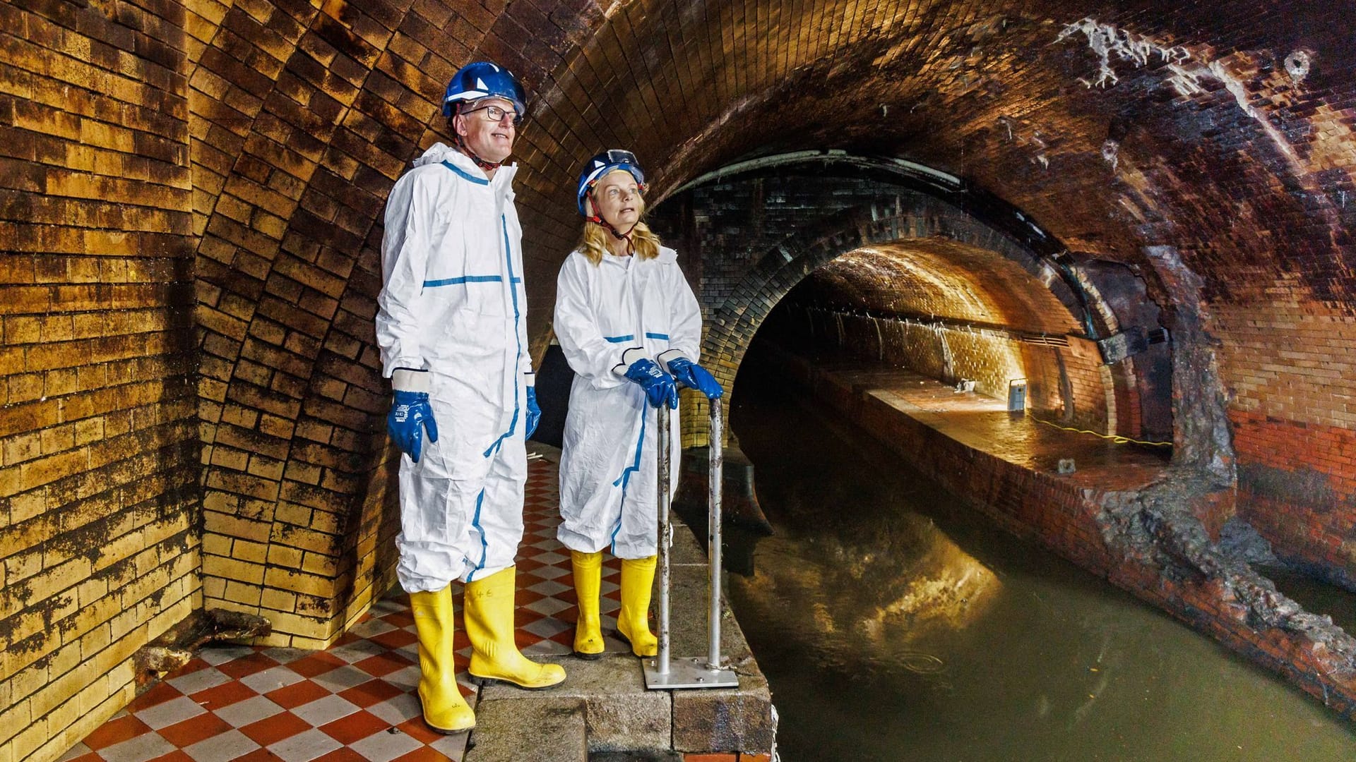 Ingo Hannemann (l.) und Gesine Strohmeyer: Die Geschäftsführer von Hamburg Wasser geben ihren Posten auf.