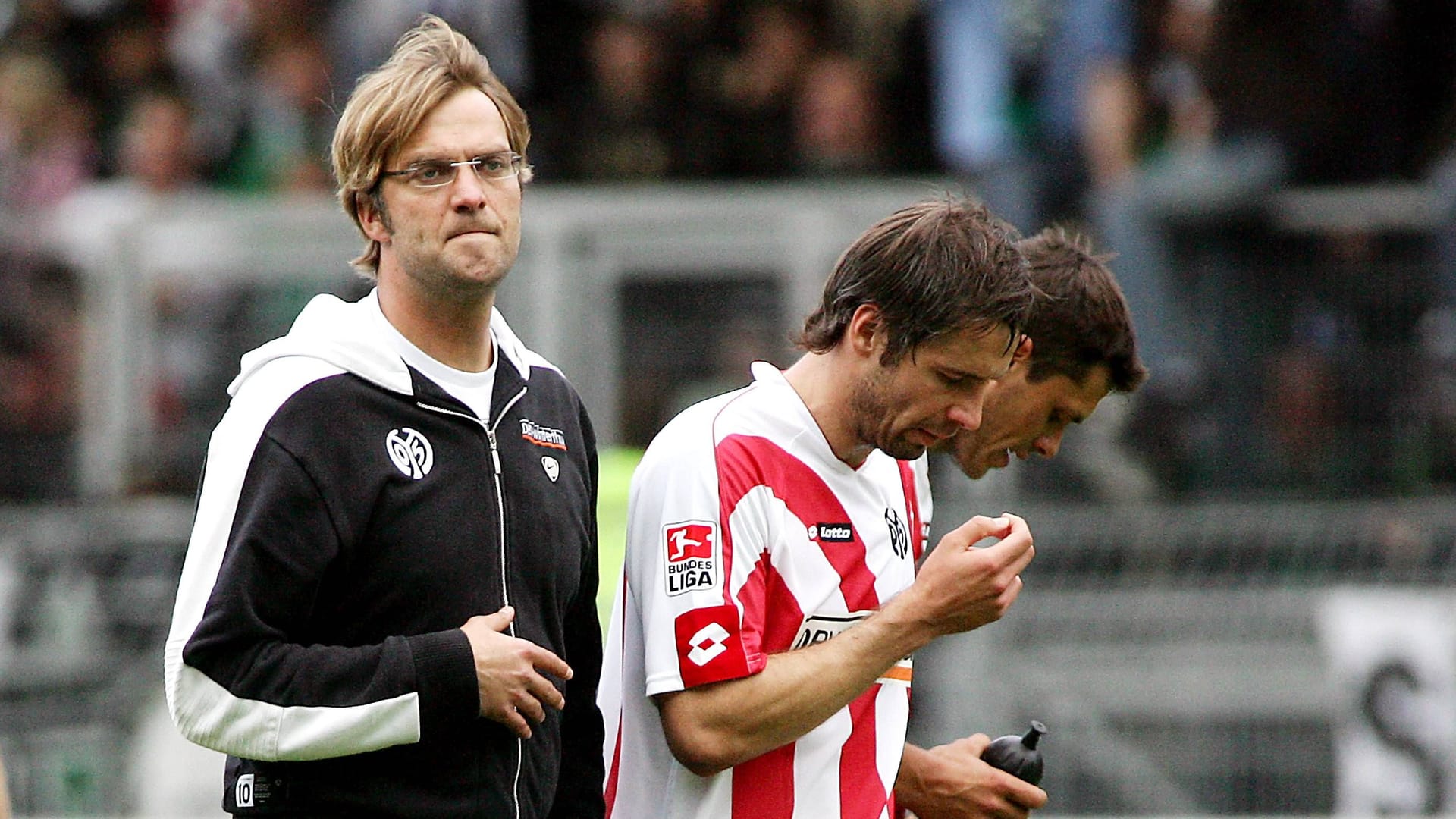 Jürgen Klopp (links) mit Marco Rose (Mitte) in Mainz: Heute arbeiten beide für Red Bull.