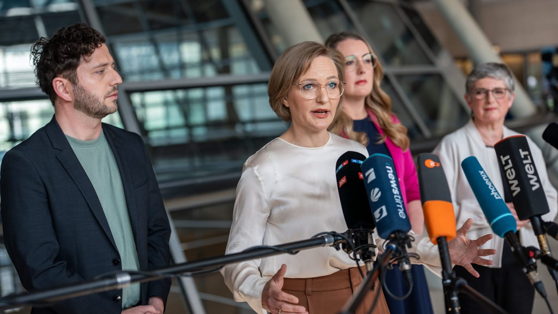 Frakionssitzungen im Bundestag