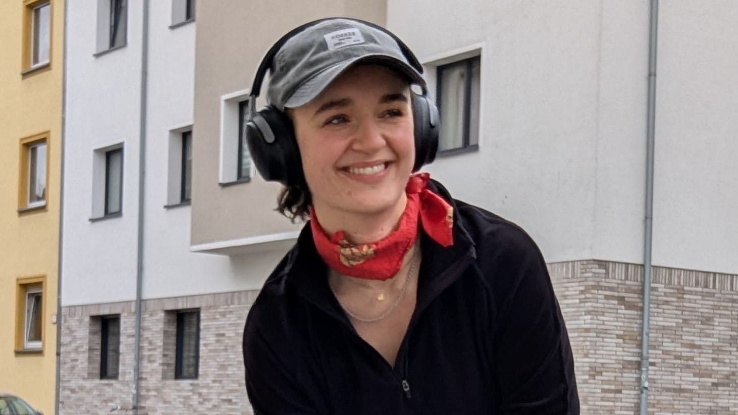 Die Kölnerin Yanni Gentsch: Sie wurde heimlich beim Joggen von einem Mann gefilmt und veröffentlichte den Vorfall. Die Kölnerin Yanni Gentsch: Sie wurde heimlich beim Joggen von einem Mann gefilmt und veröffentlichte den Vorfall.