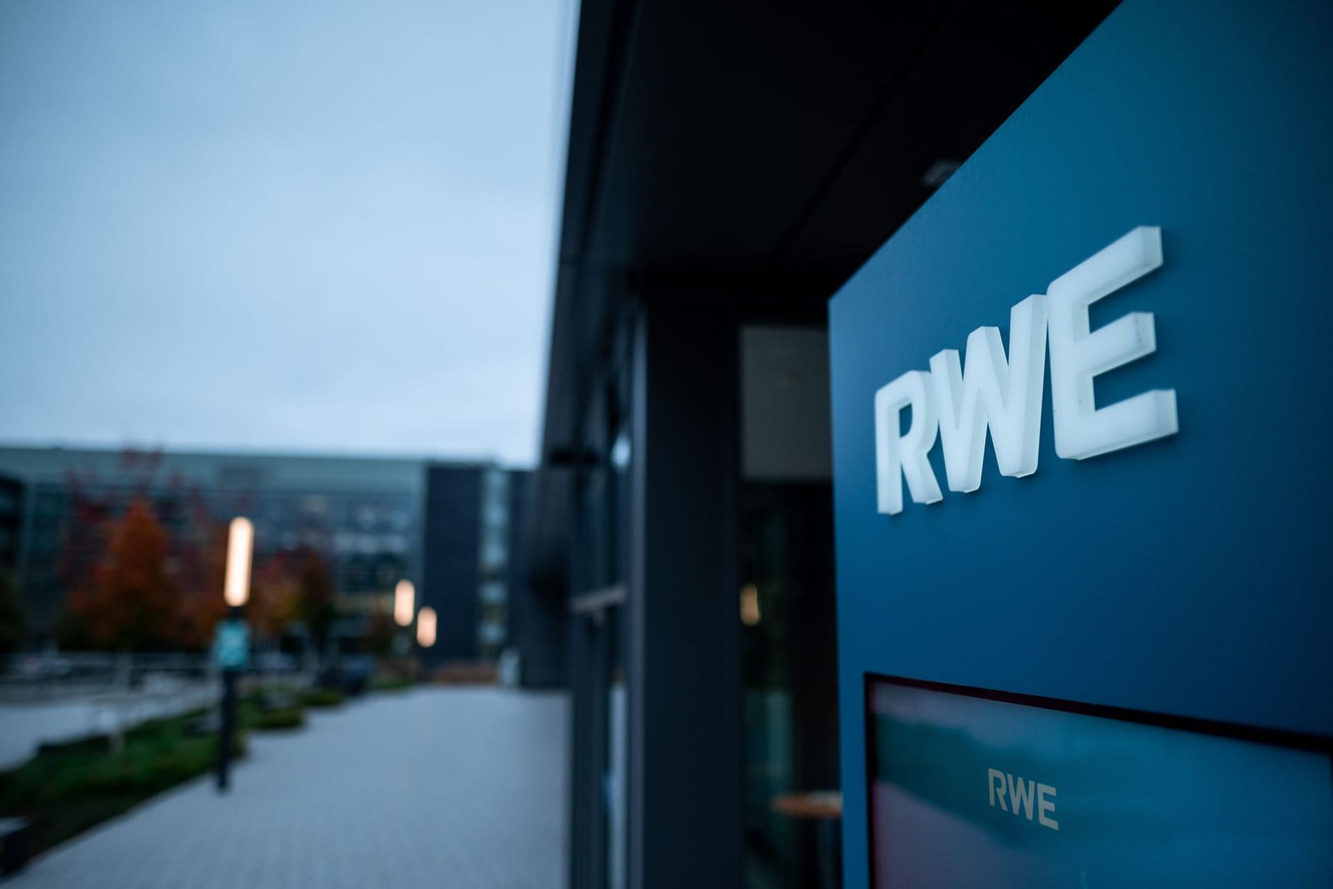 RWE